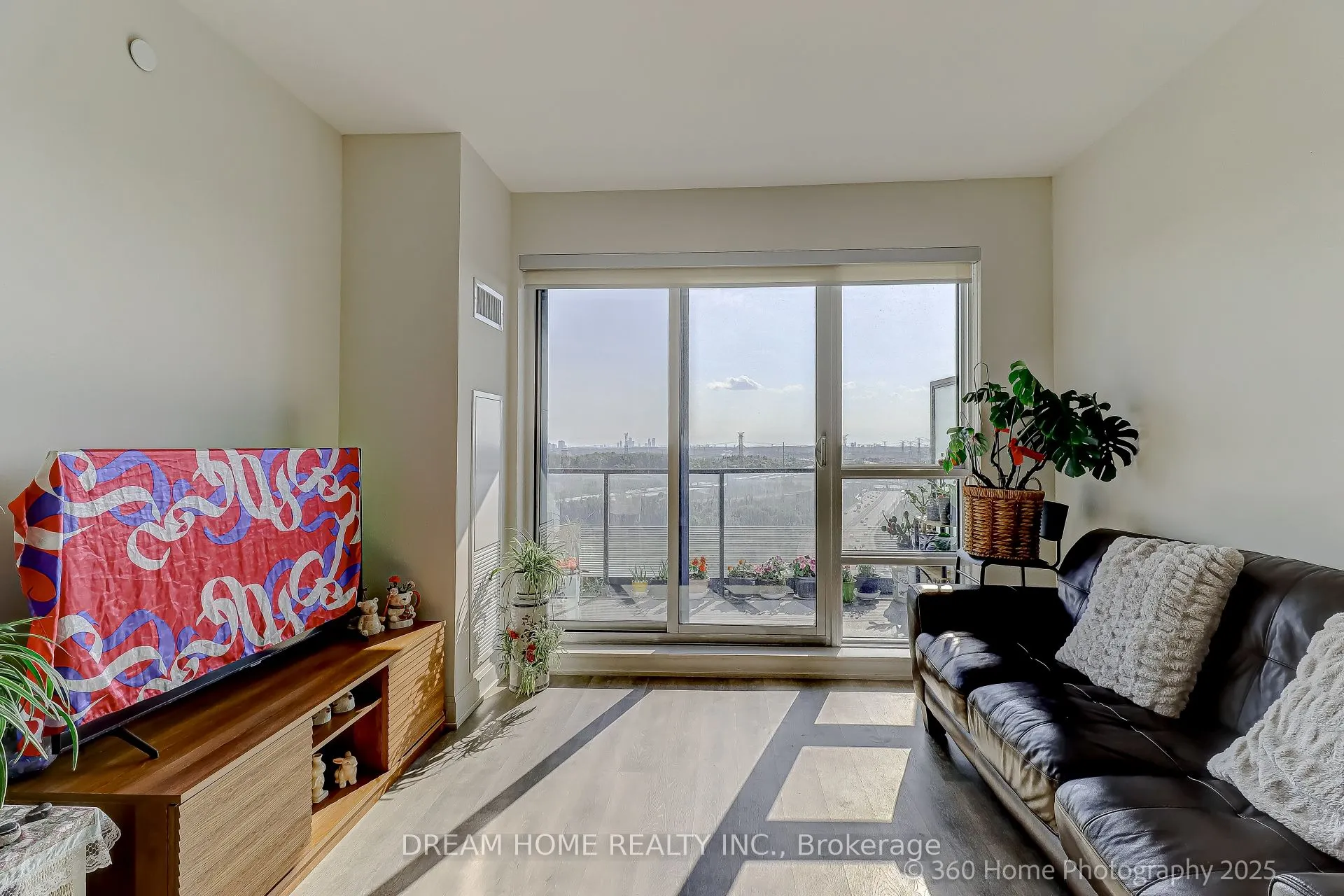12 GANDHI Lane, #1711