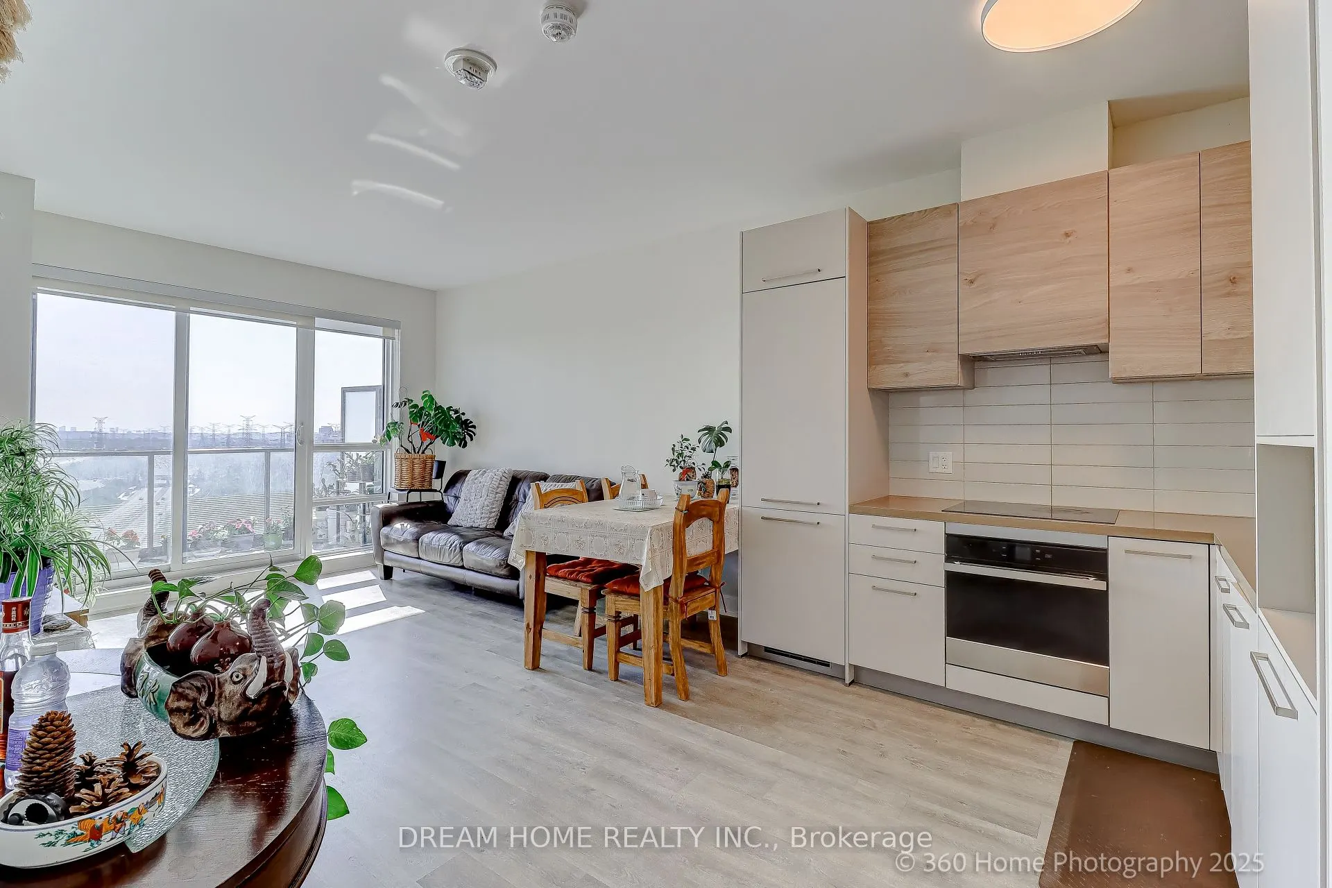 12 GANDHI Lane, #1711