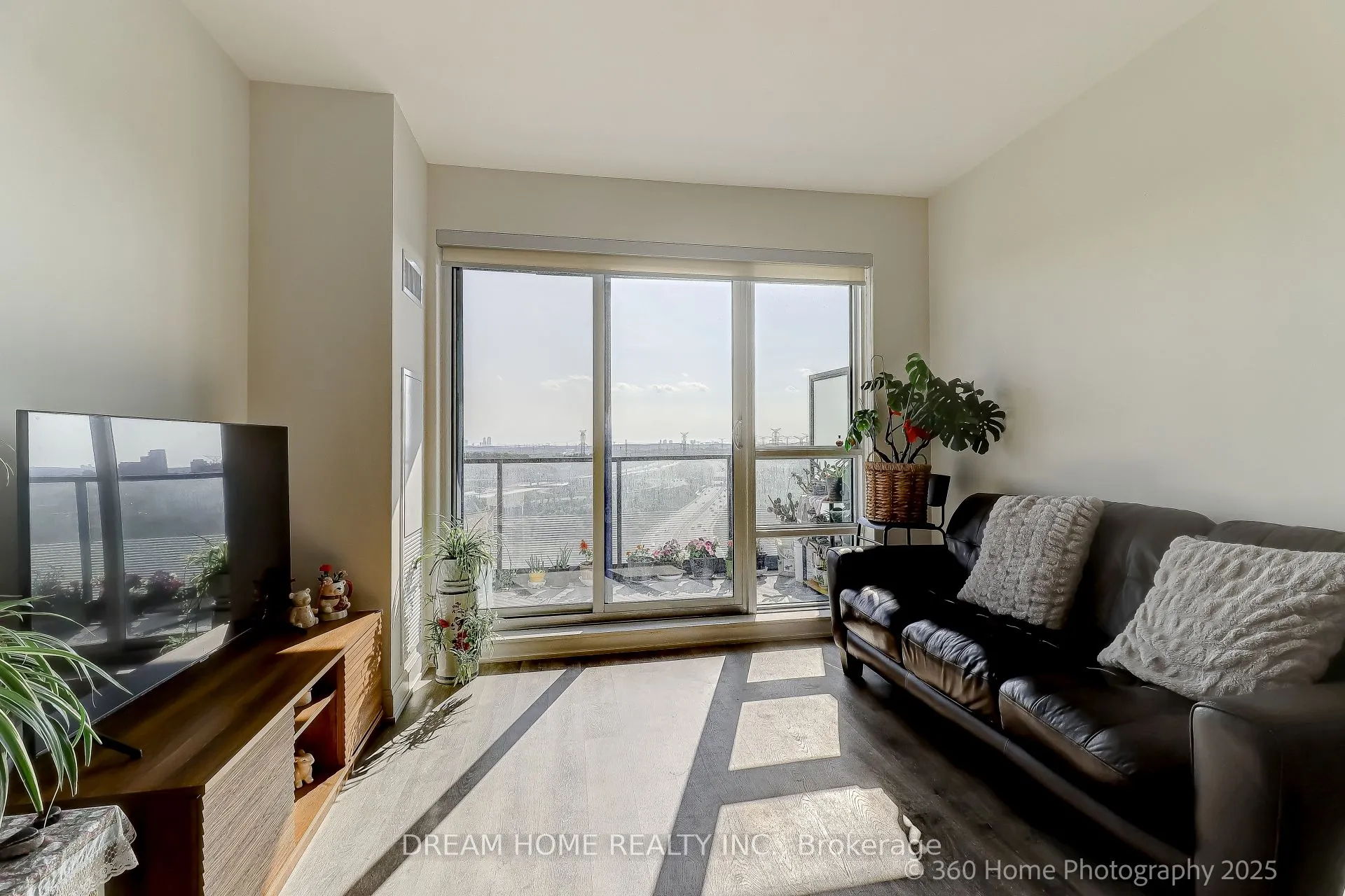 12 GANDHI Lane, #1711