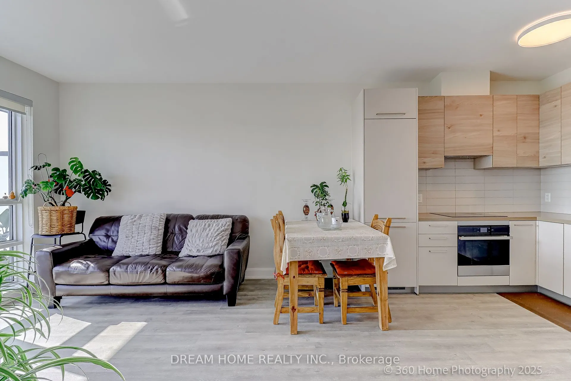 12 GANDHI Lane, #1711