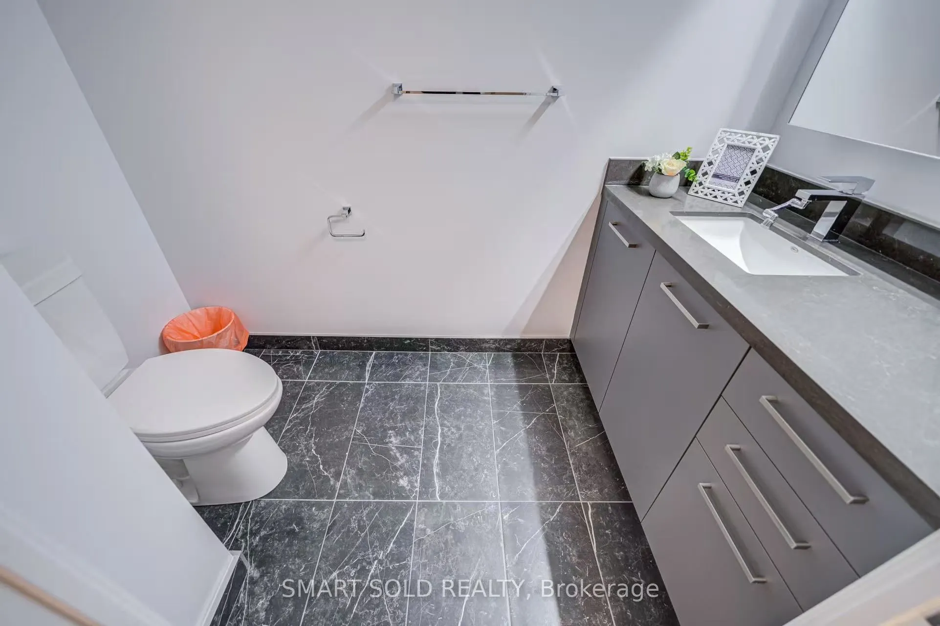 38 Gandhi Lane, #208
