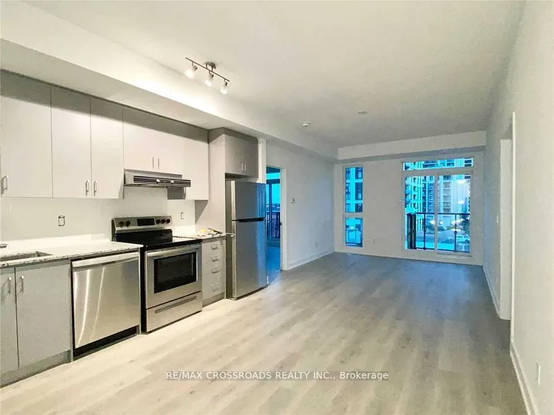 1709 Bur Oak Avenue, #307