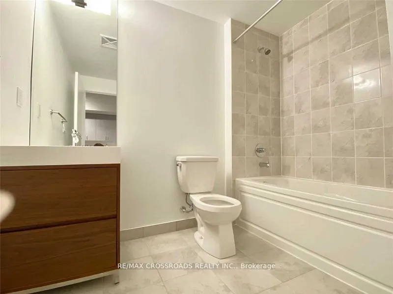 1709 Bur Oak Avenue, #307