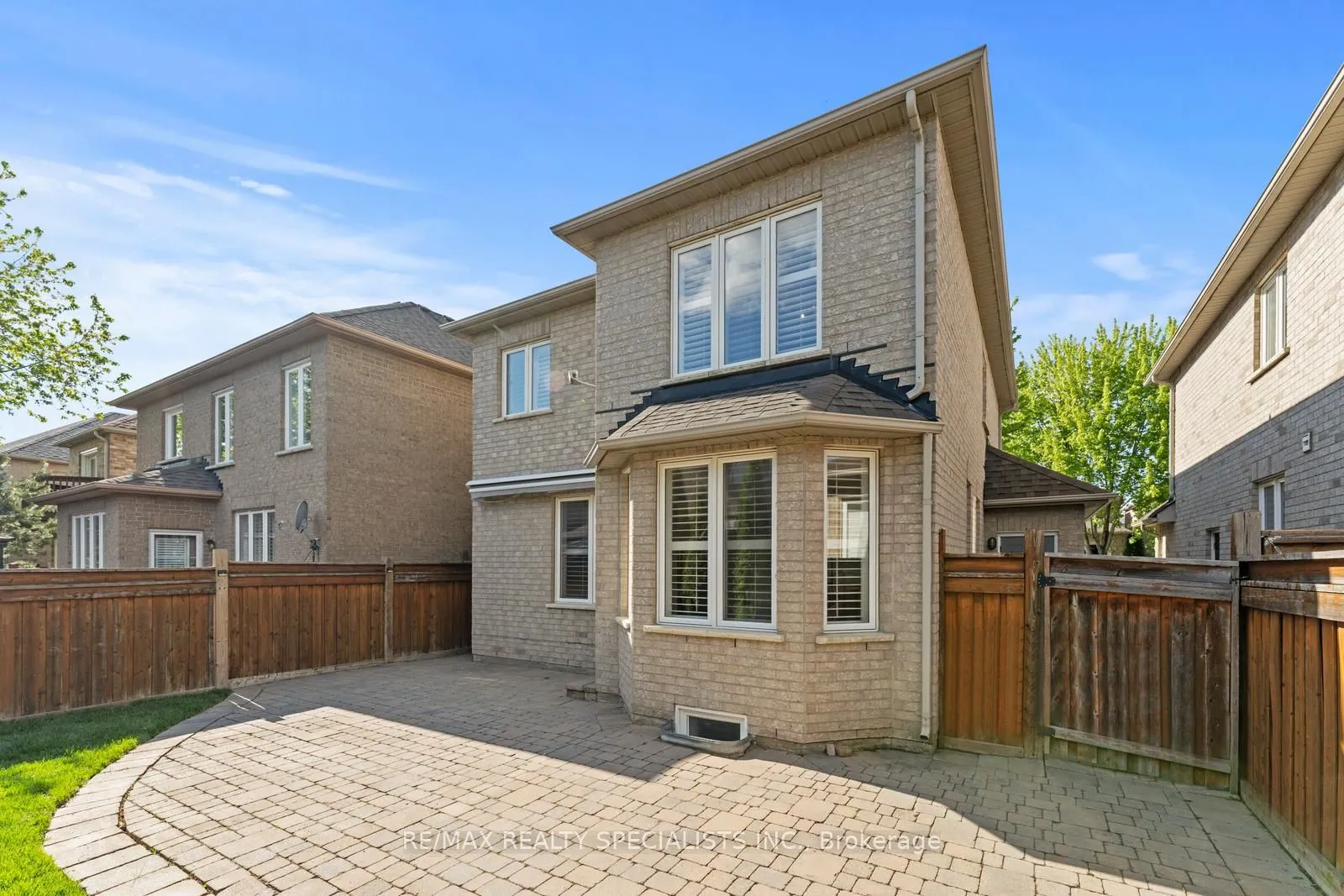 25 Grapevine Drive