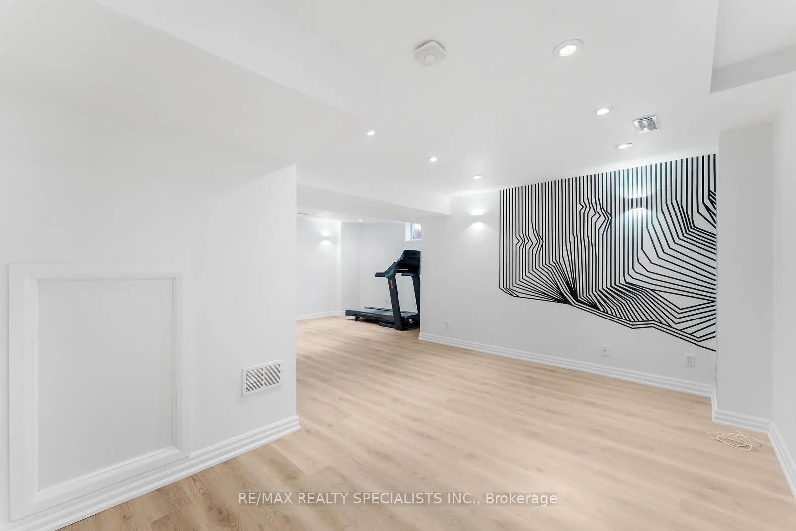 25 Grapevine Drive