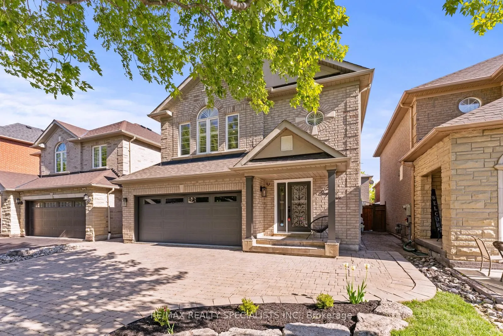 25 Grapevine Drive