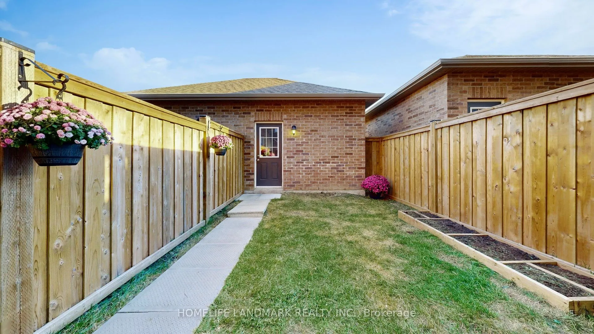 575 White's Hill Avenue