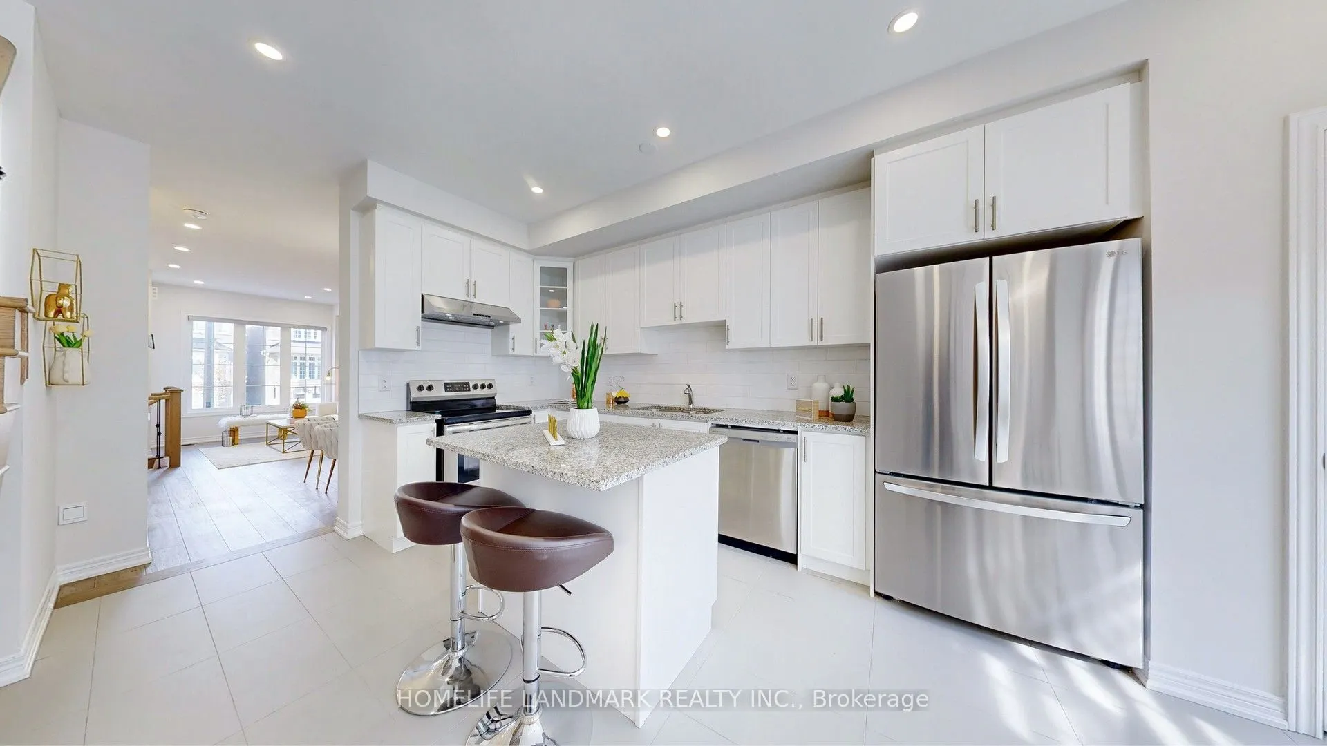 575 White's Hill Avenue