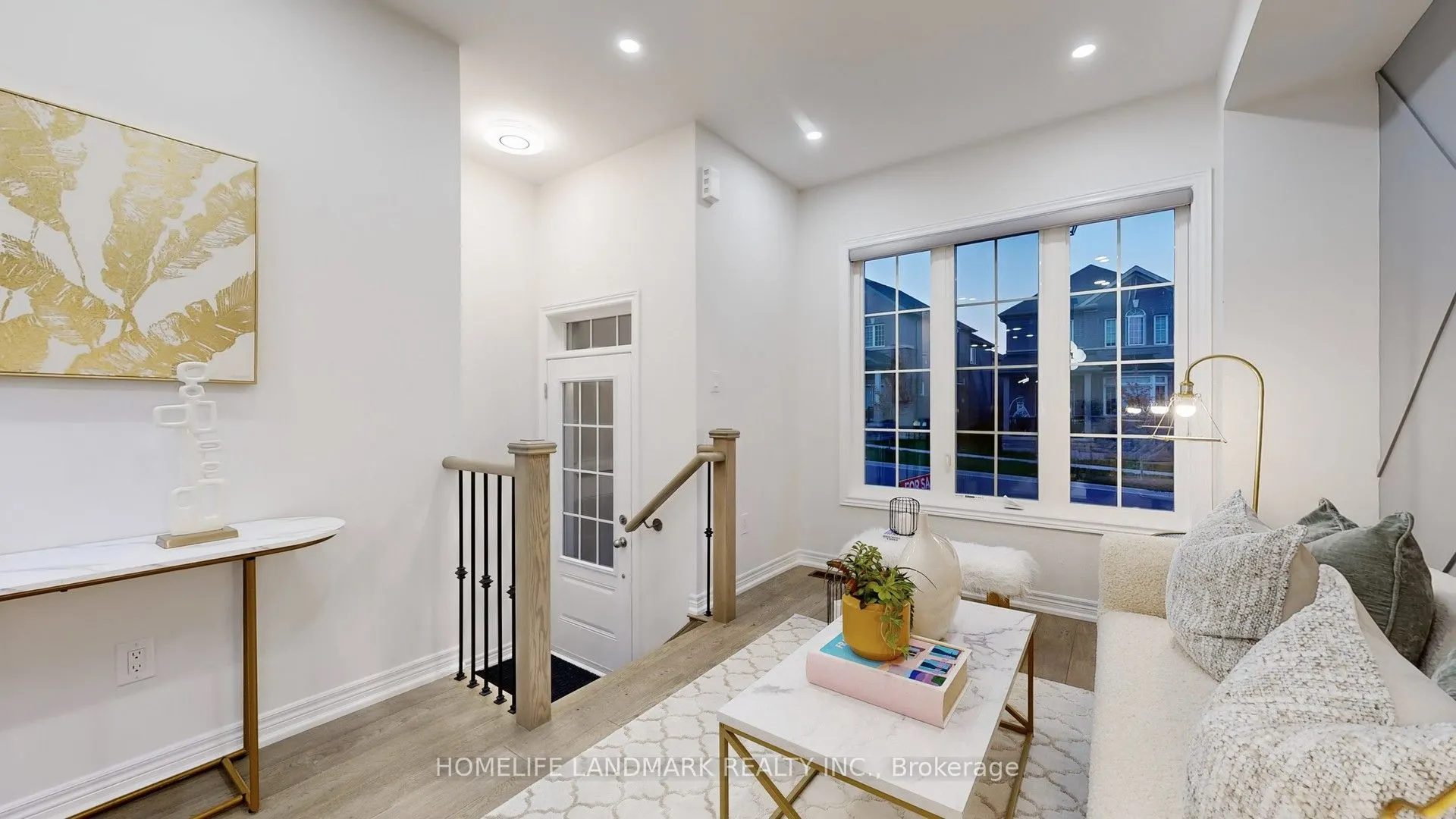 575 White's Hill Avenue