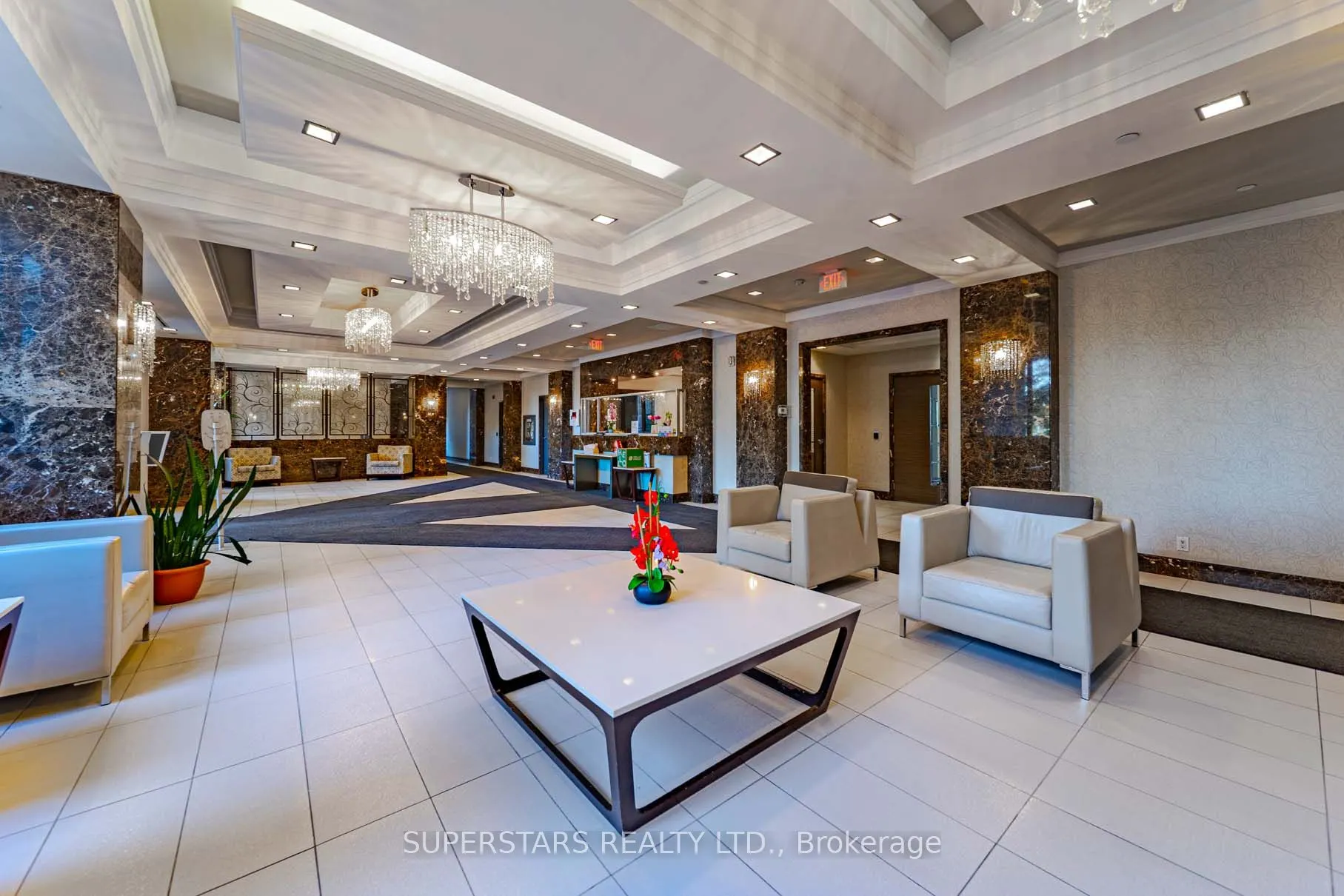 372 Highway 7 E, #516