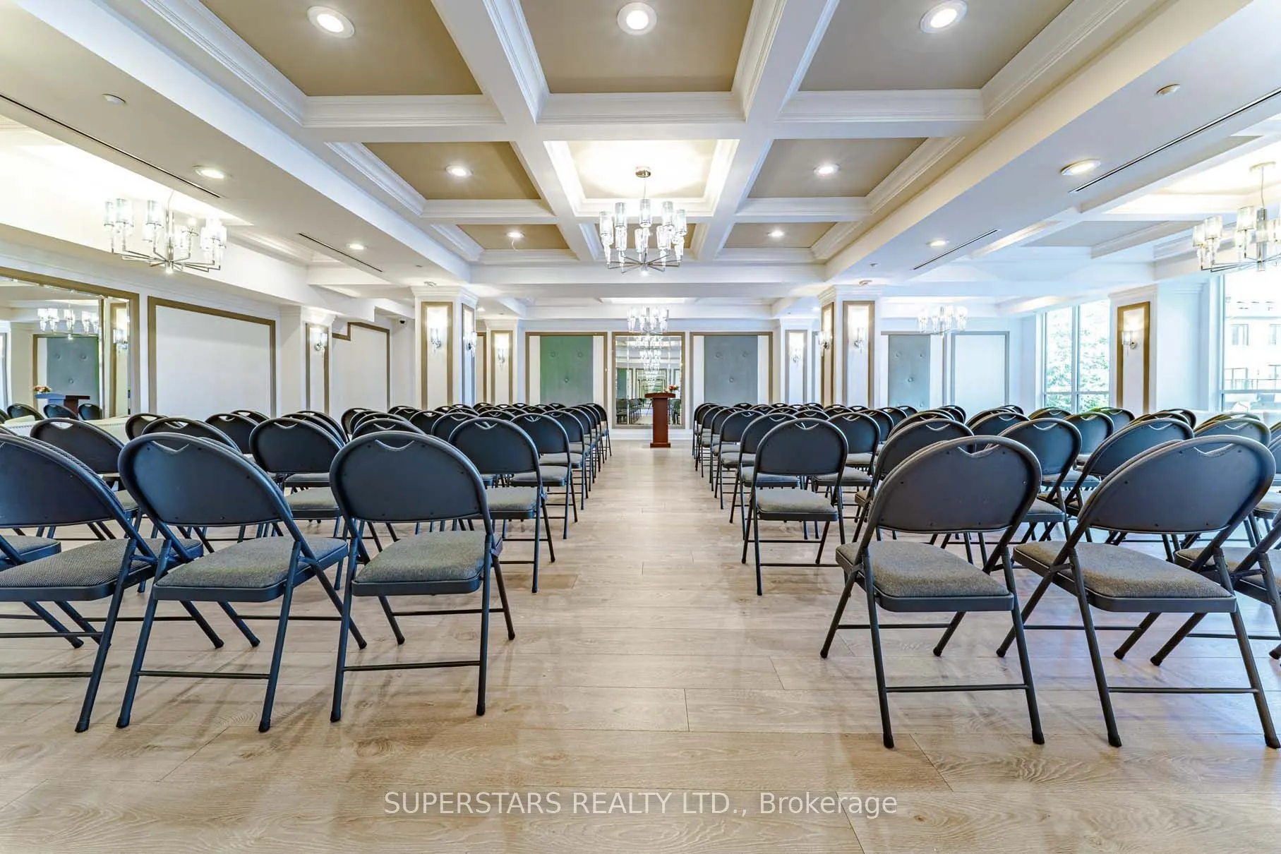 372 Highway 7 E, #516