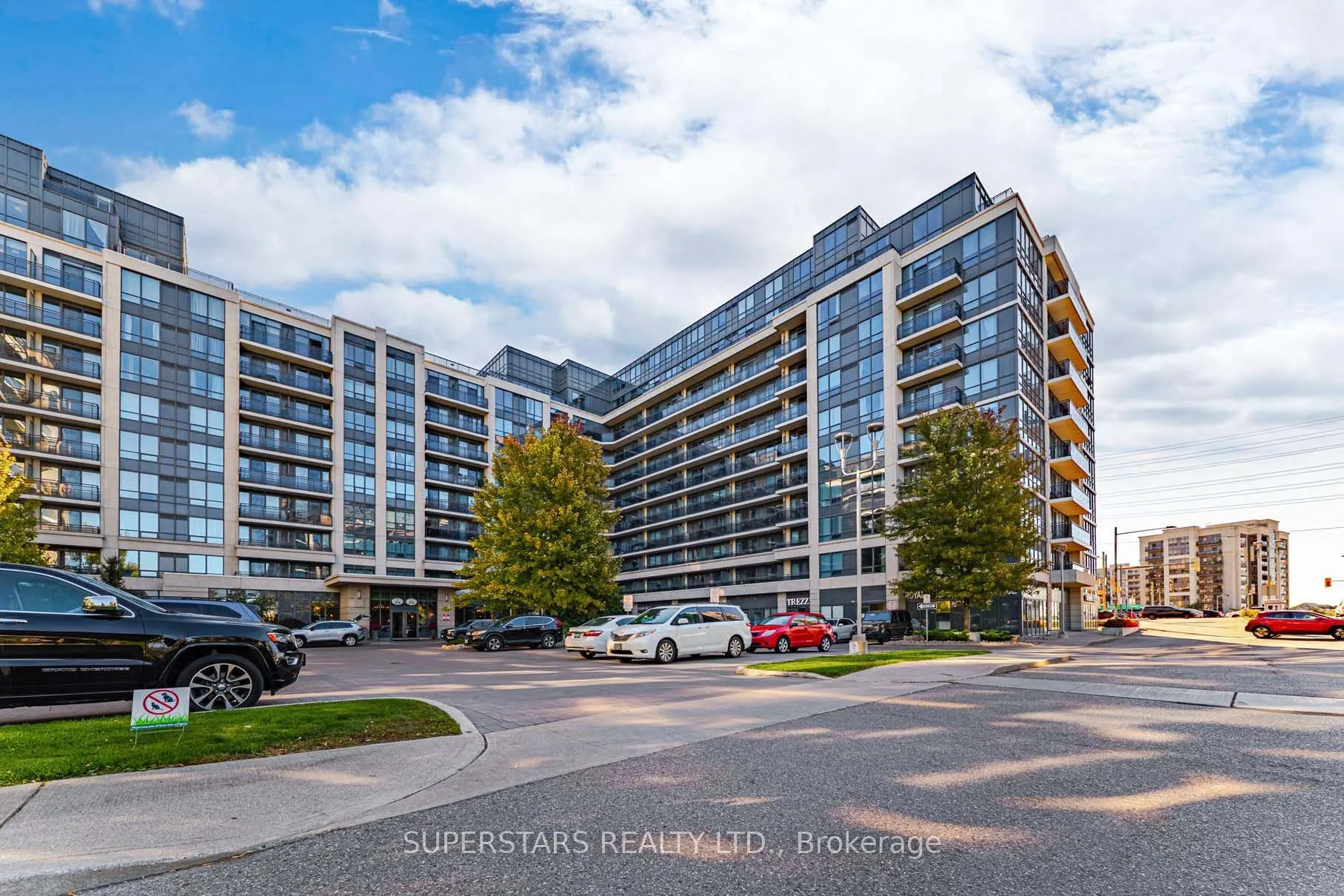 372 Highway 7 E, #516