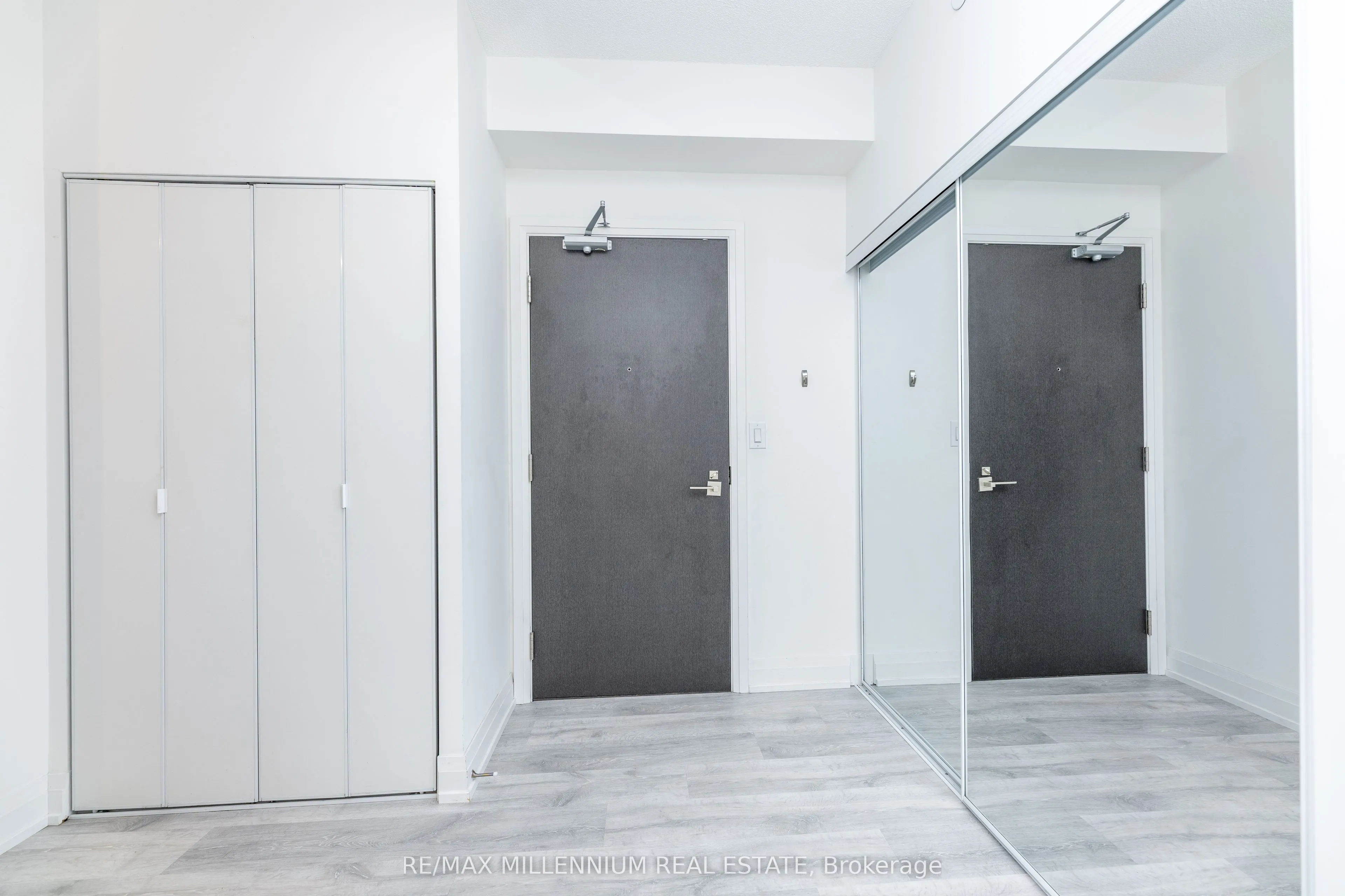 3700 Highway 7 Road, #1401