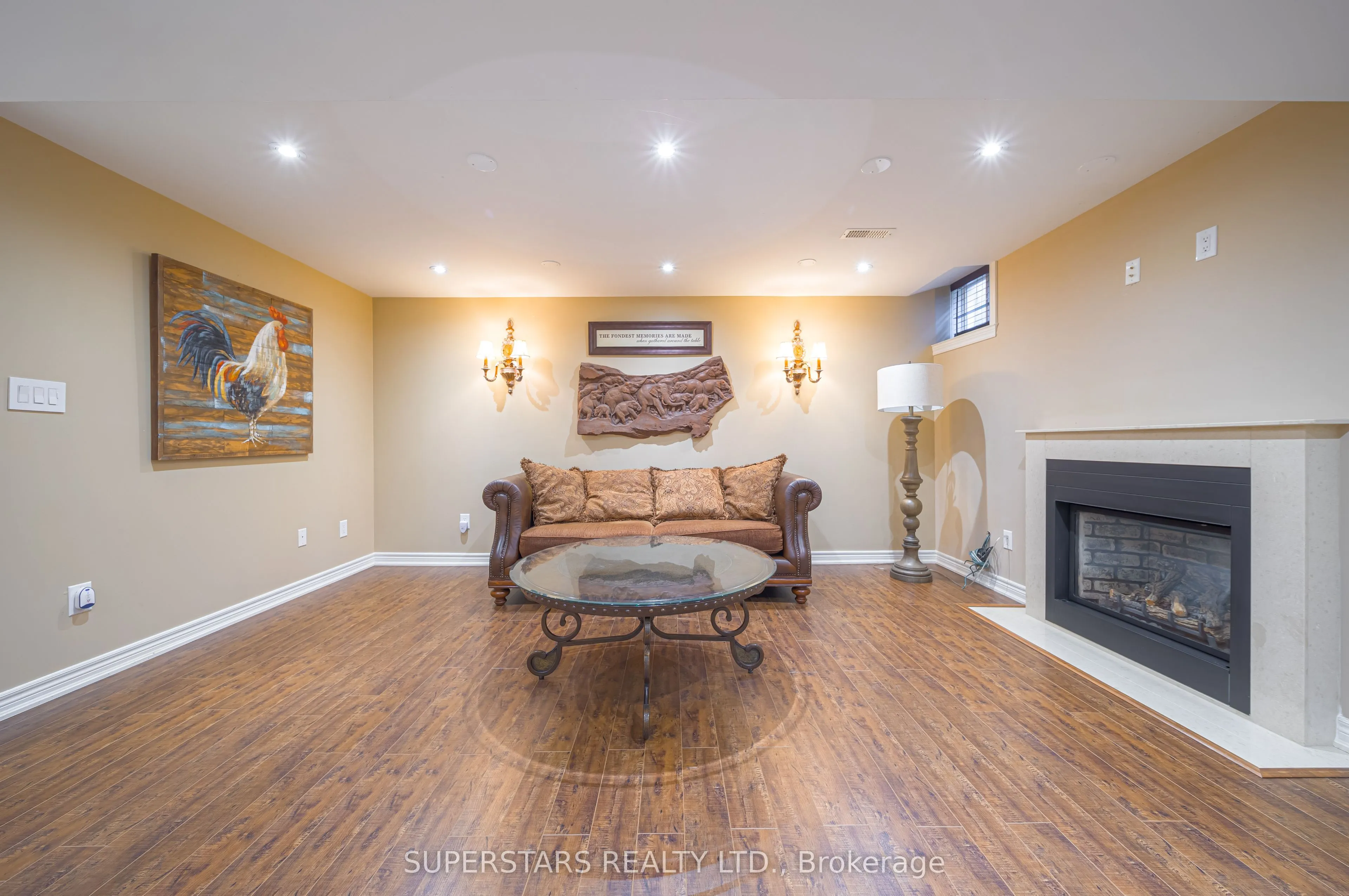 166 Worthington Avenue