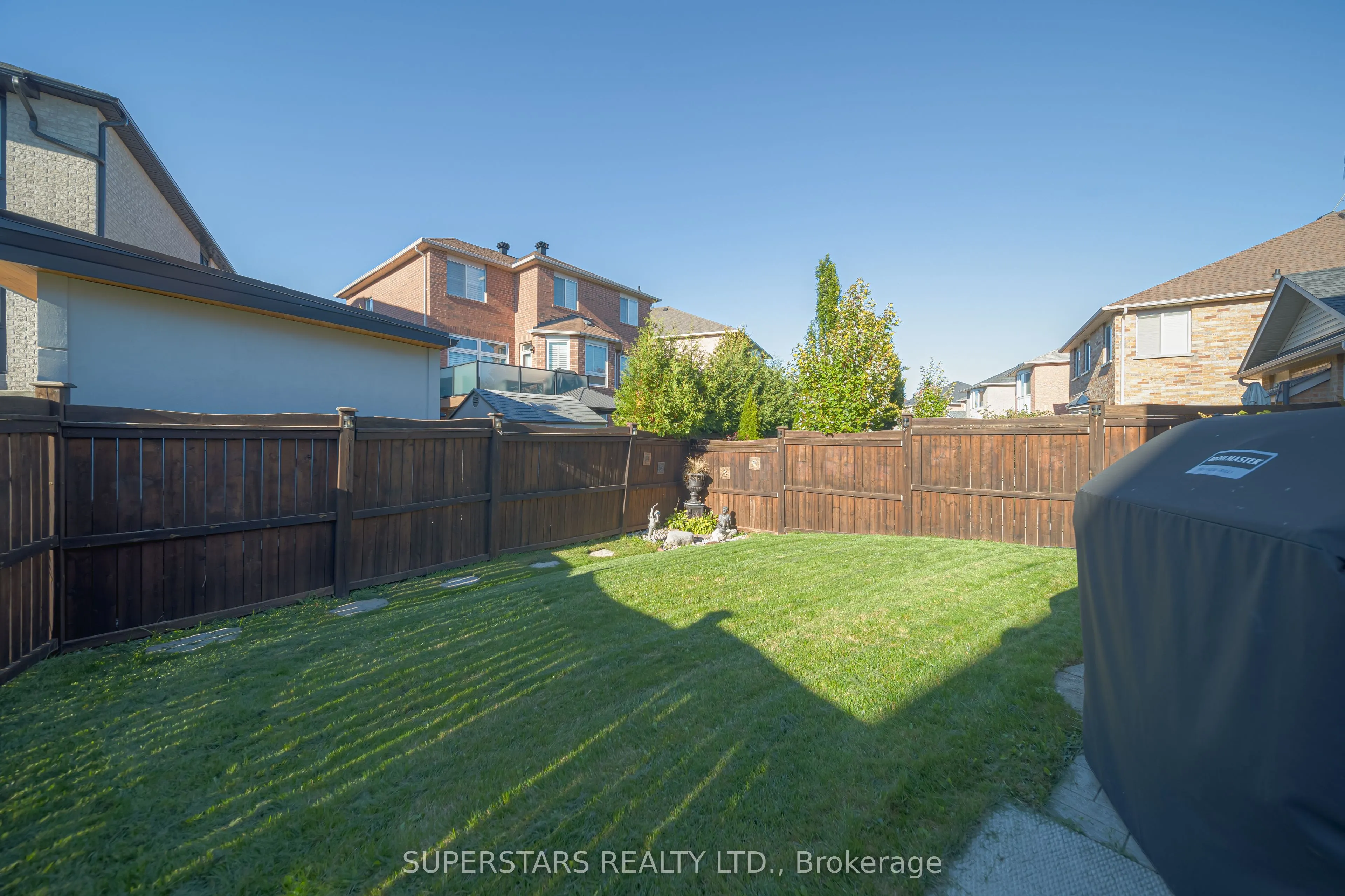 166 Worthington Avenue