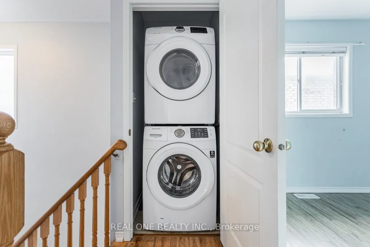 24 Coast Avenue, #Upper