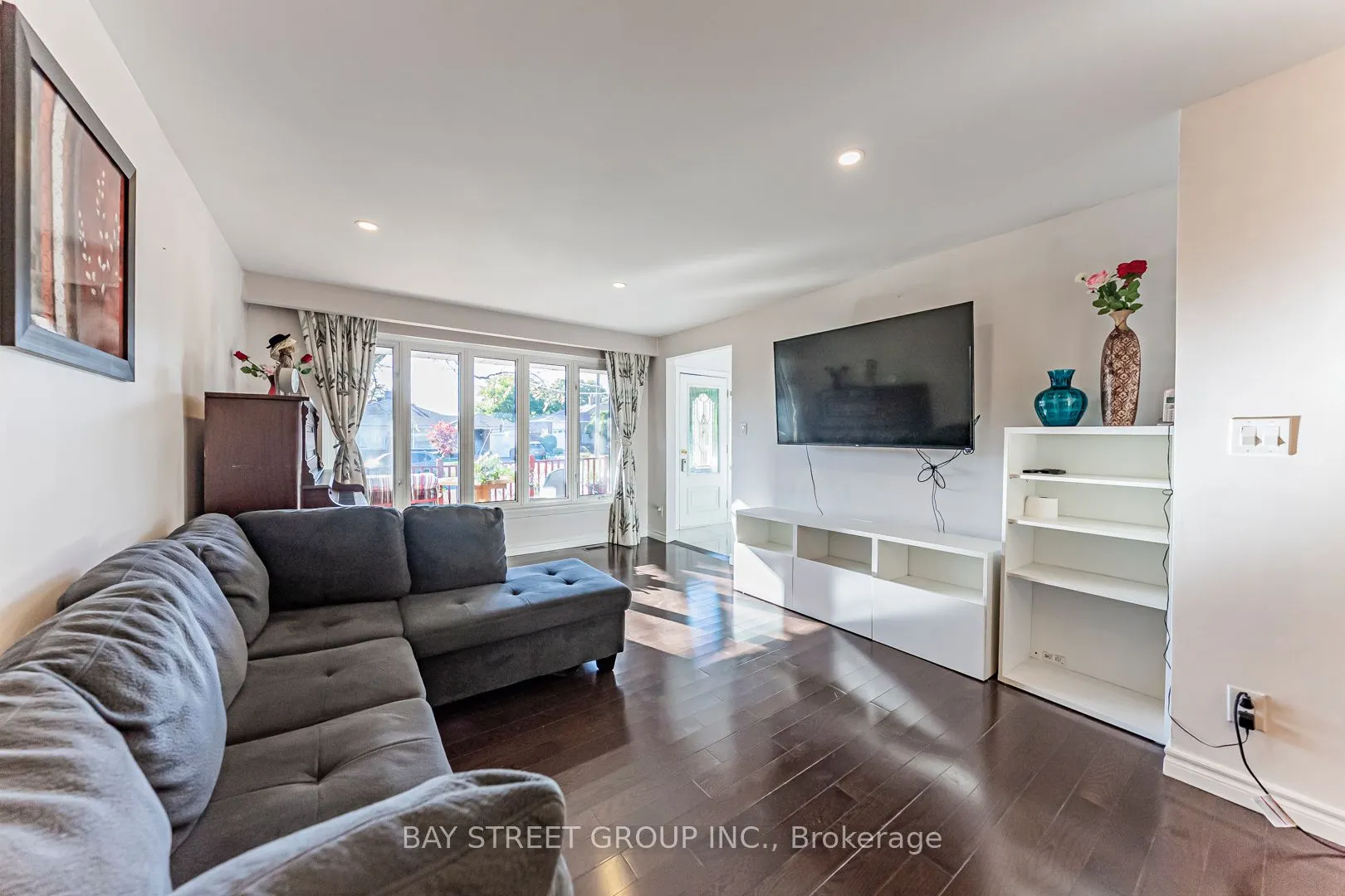43 Sherwood Forest Drive