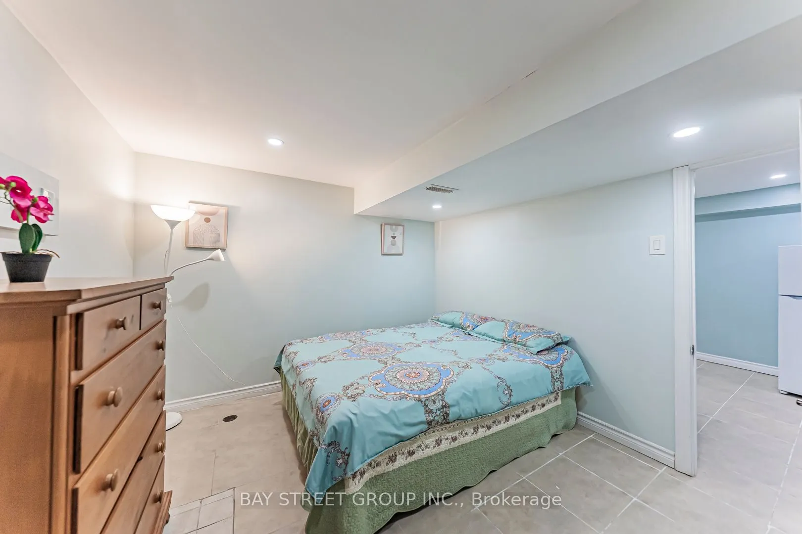 43 Sherwood Forest Drive