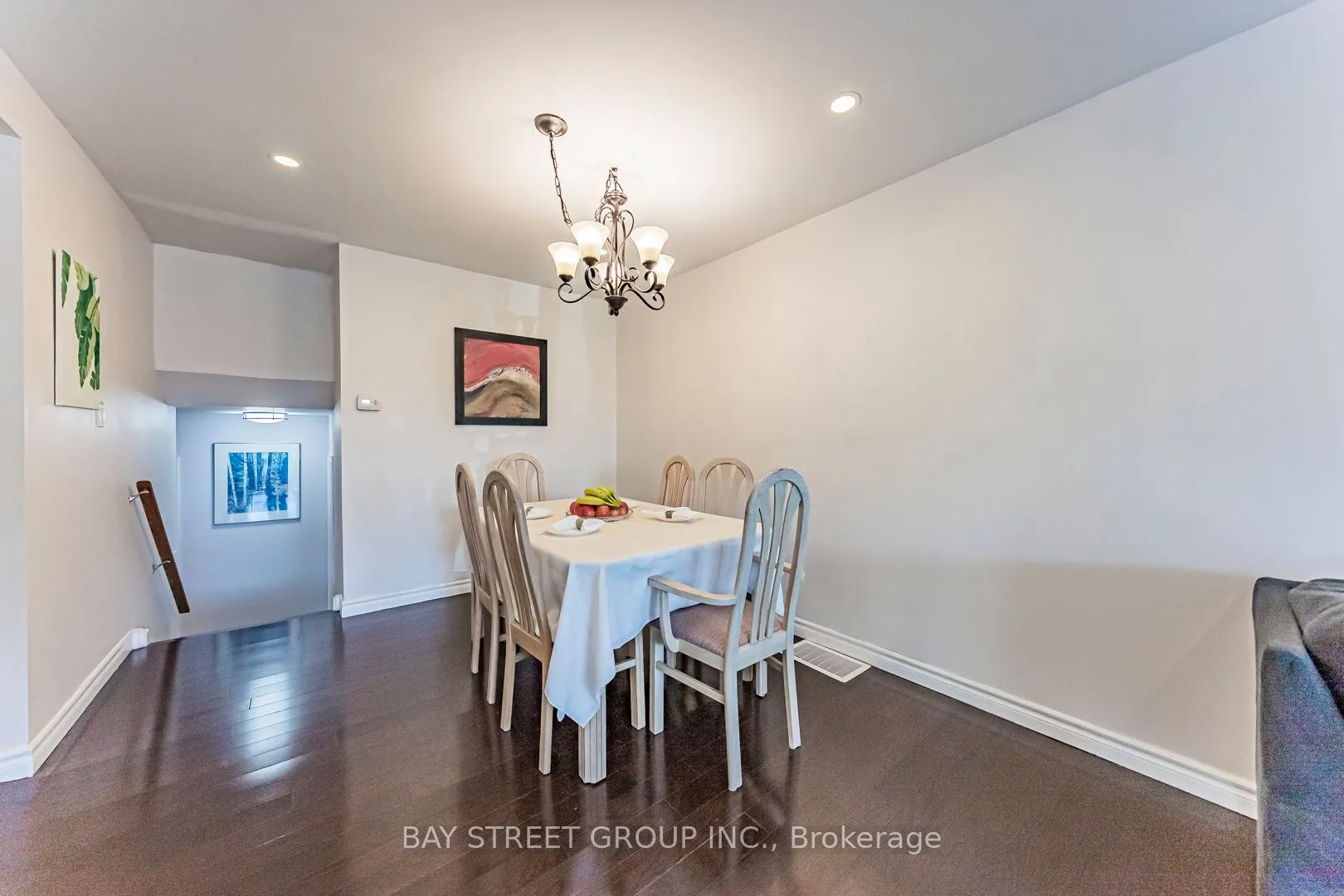 43 Sherwood Forest Drive