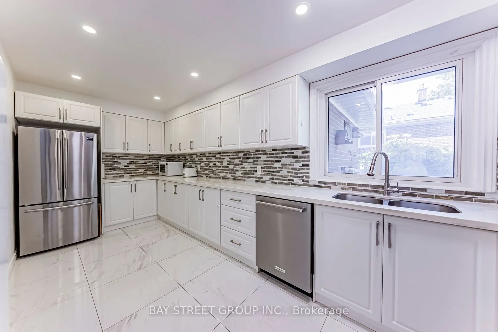 43 Sherwood Forest Drive