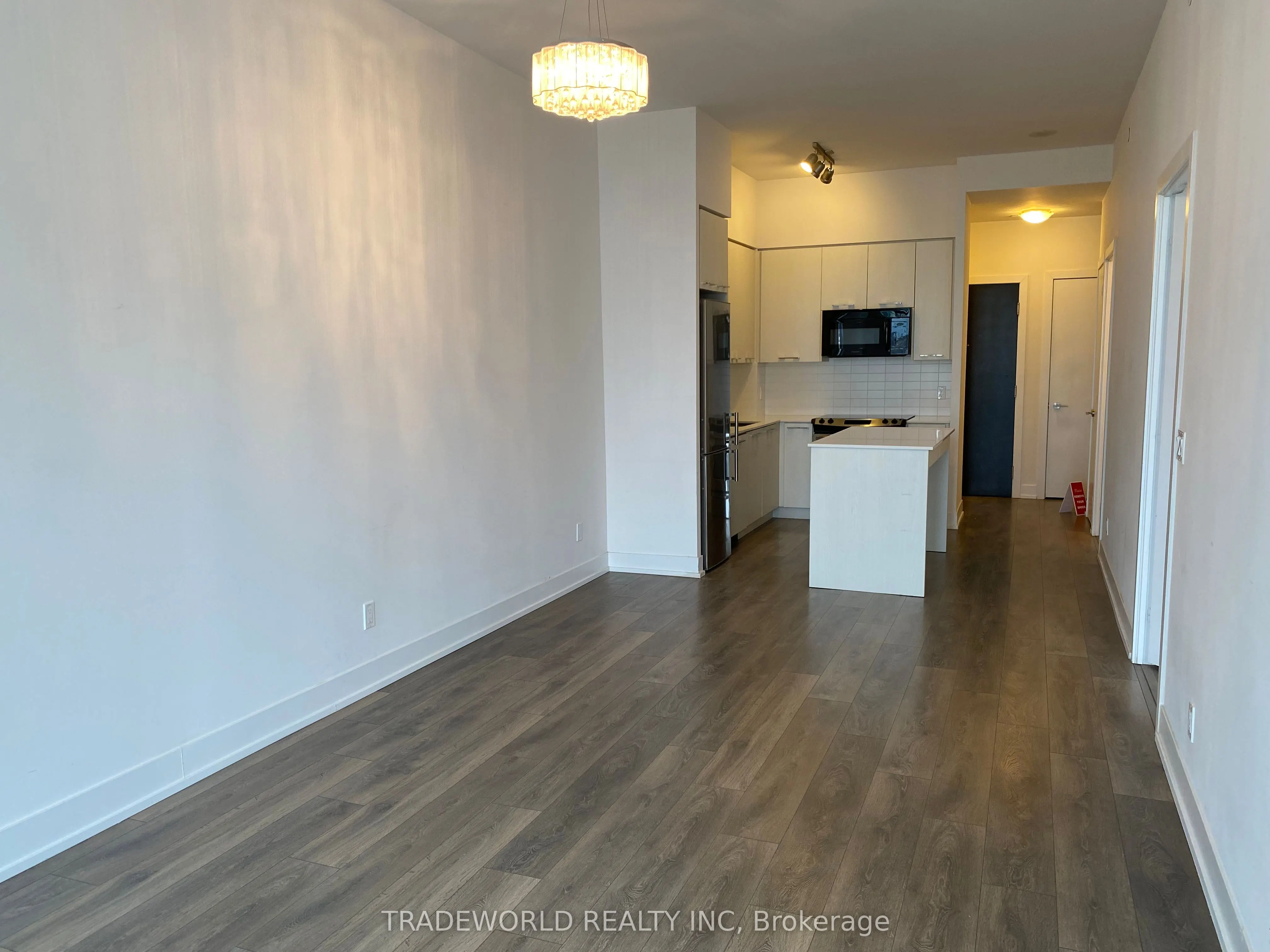 9471 Yonge Street, #308