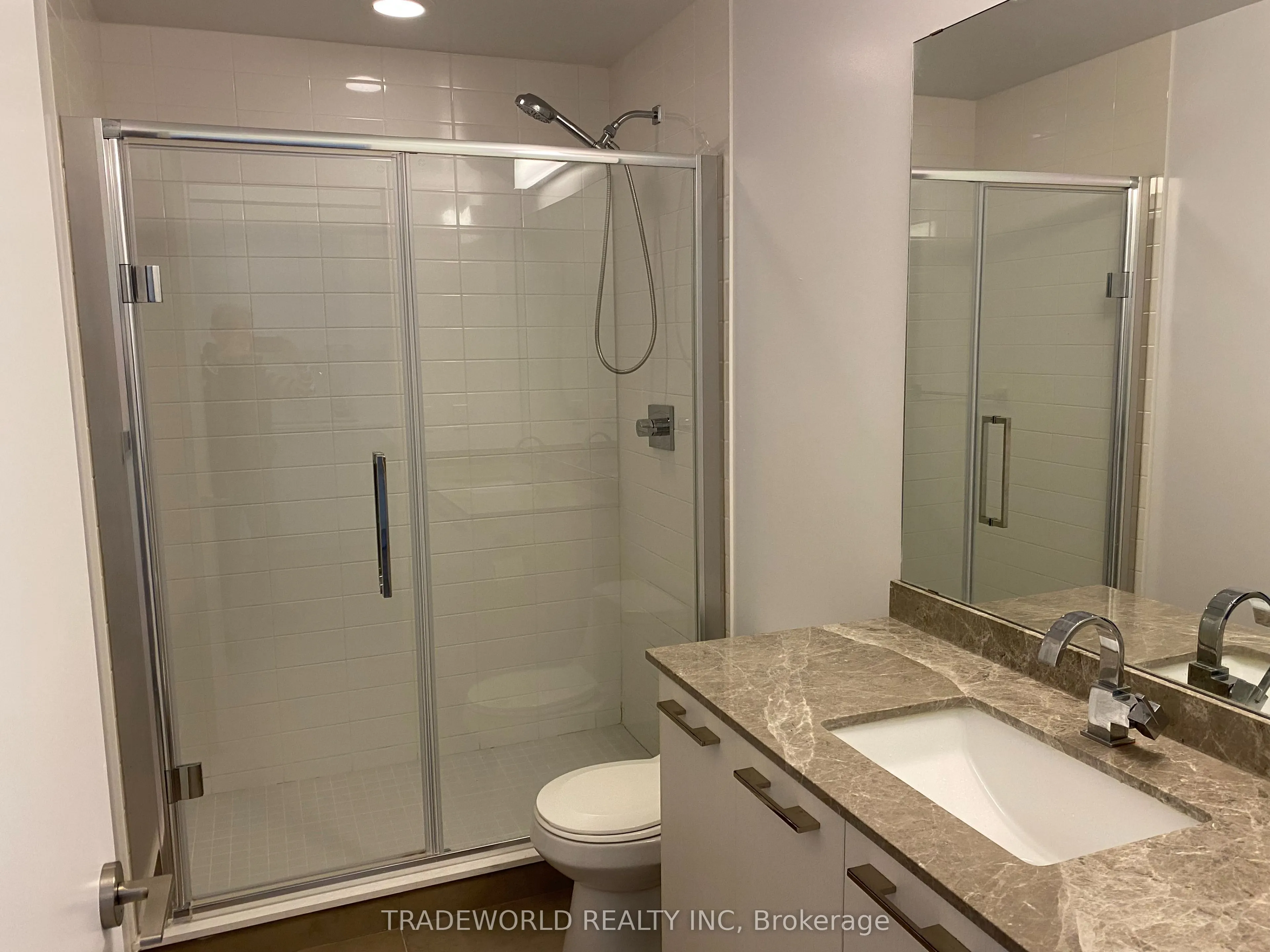 9471 Yonge Street, #308