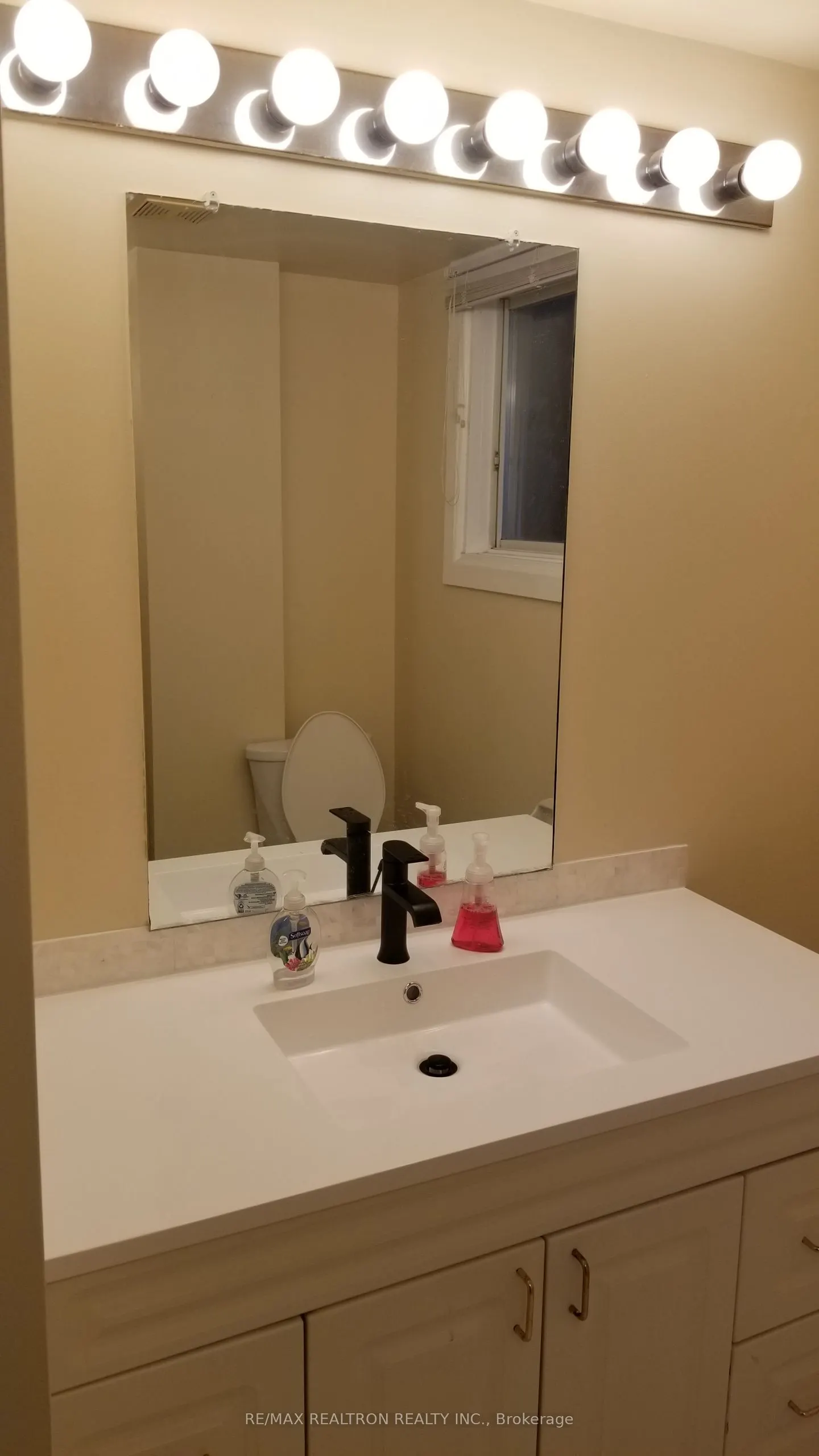 41 Tormore Drive, #2nd Floor