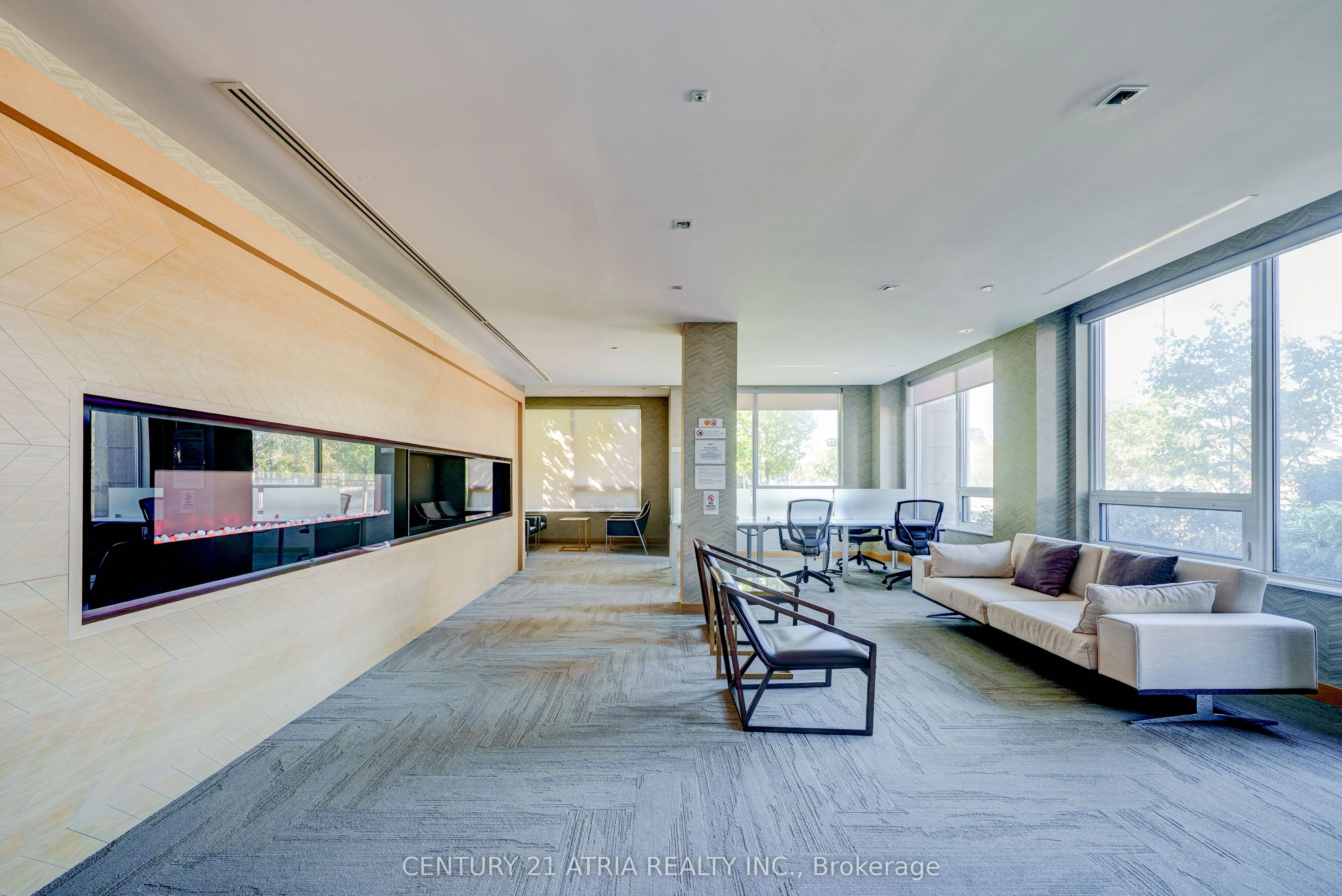 18 Uptown Drive, #321