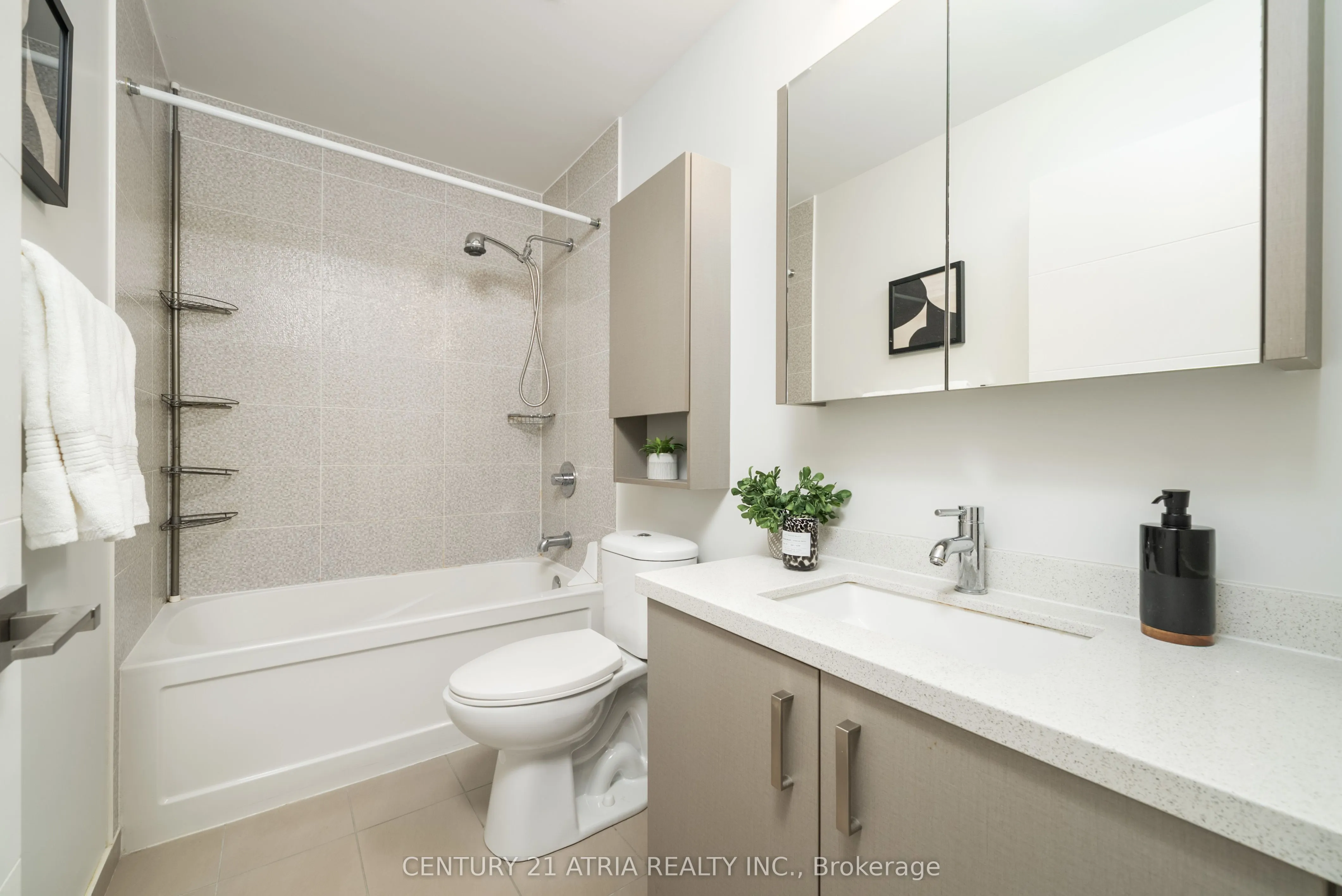 18 Uptown Drive, #321