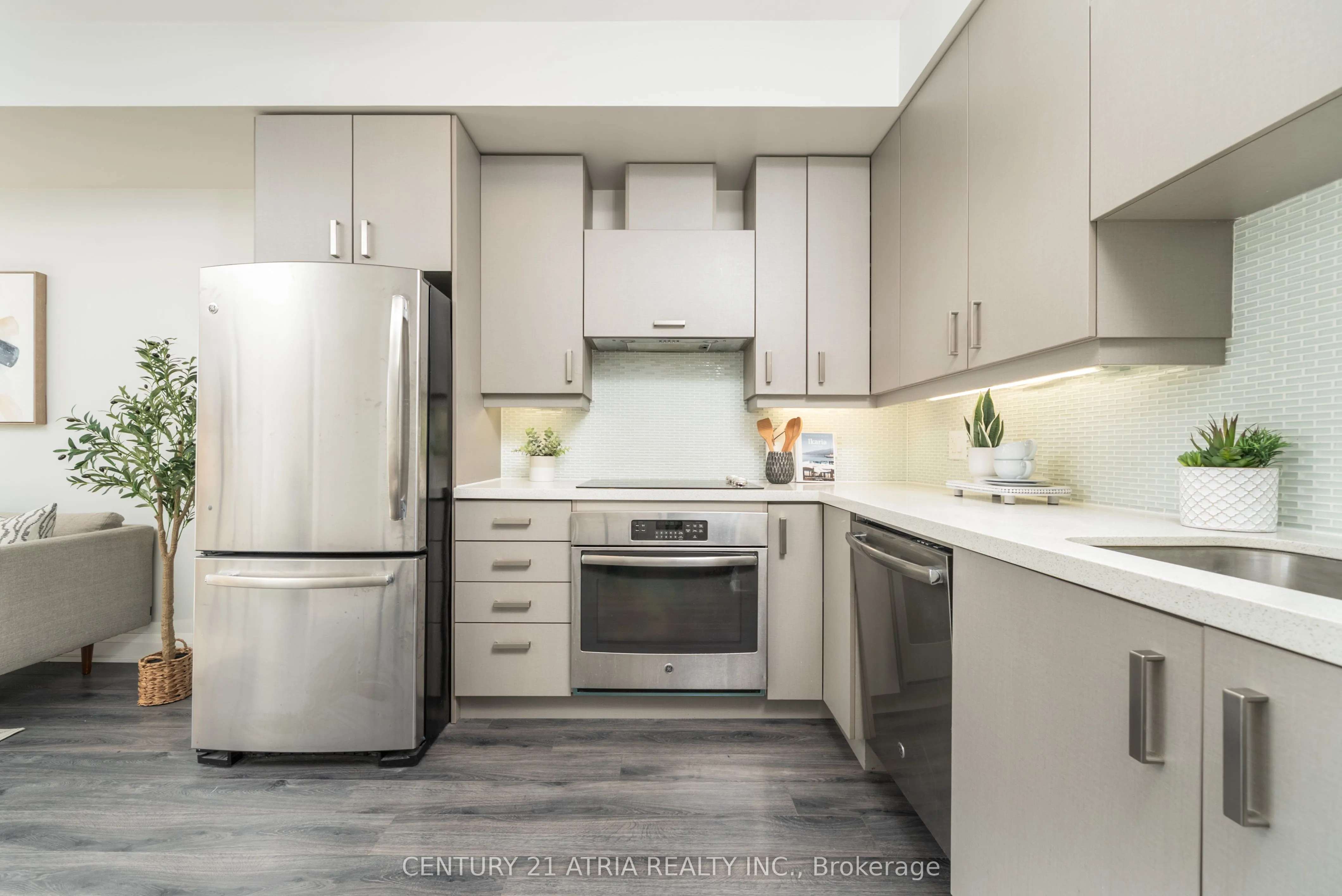 18 Uptown Drive, #321