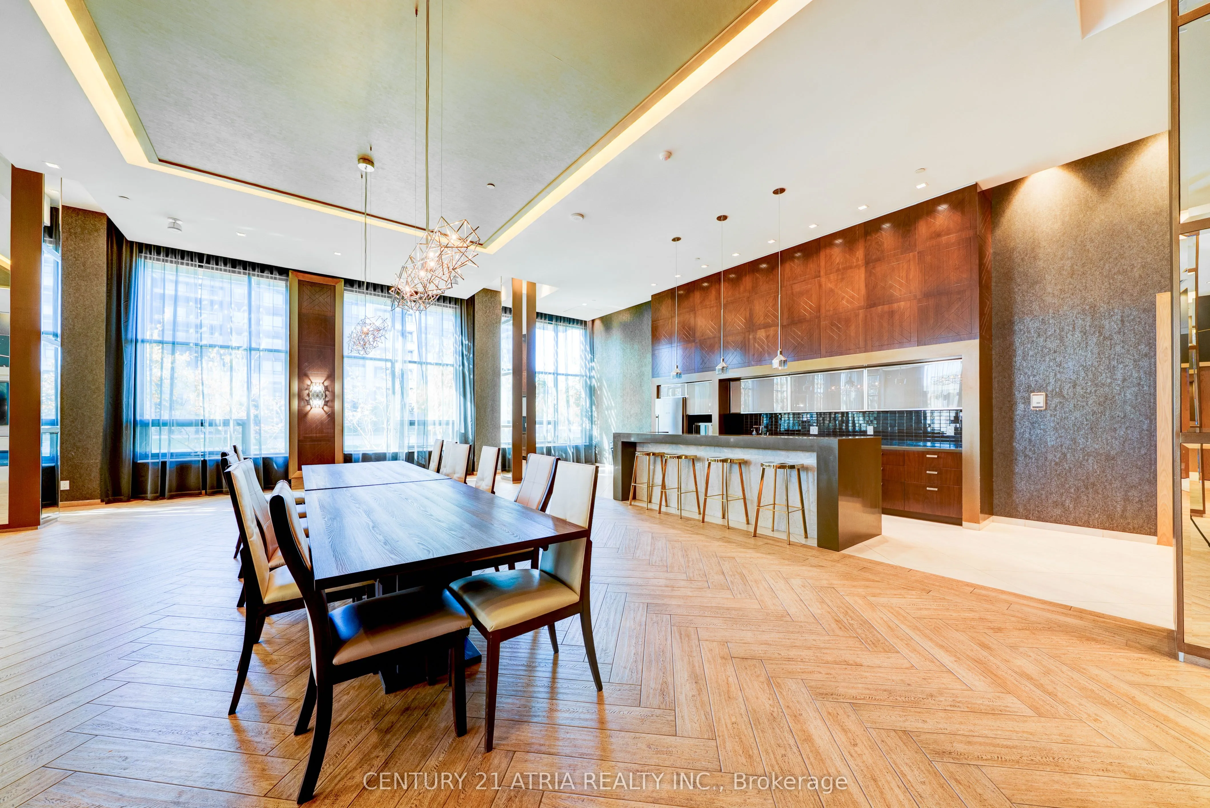 18 Uptown Drive, #321