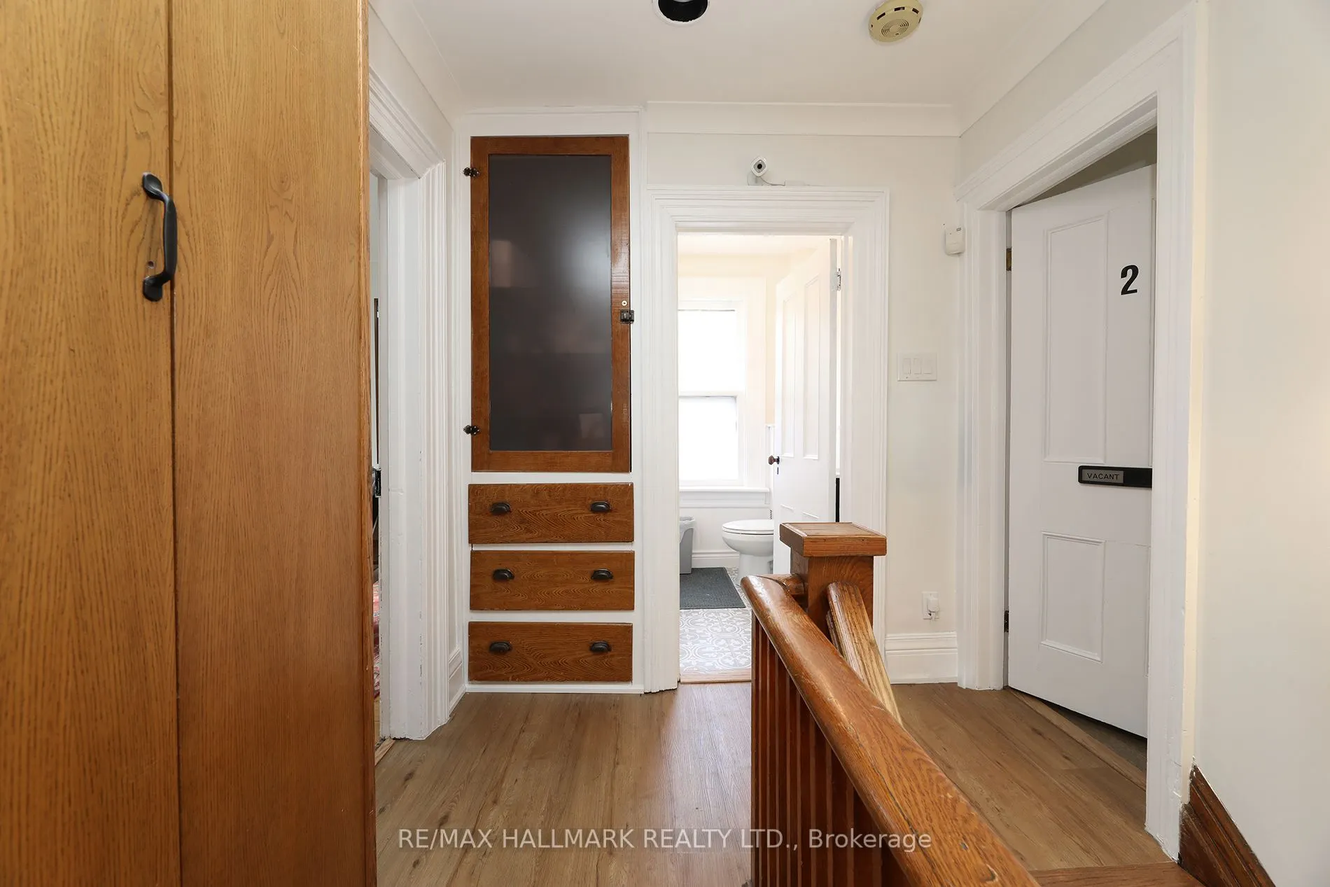 78 Main Street S