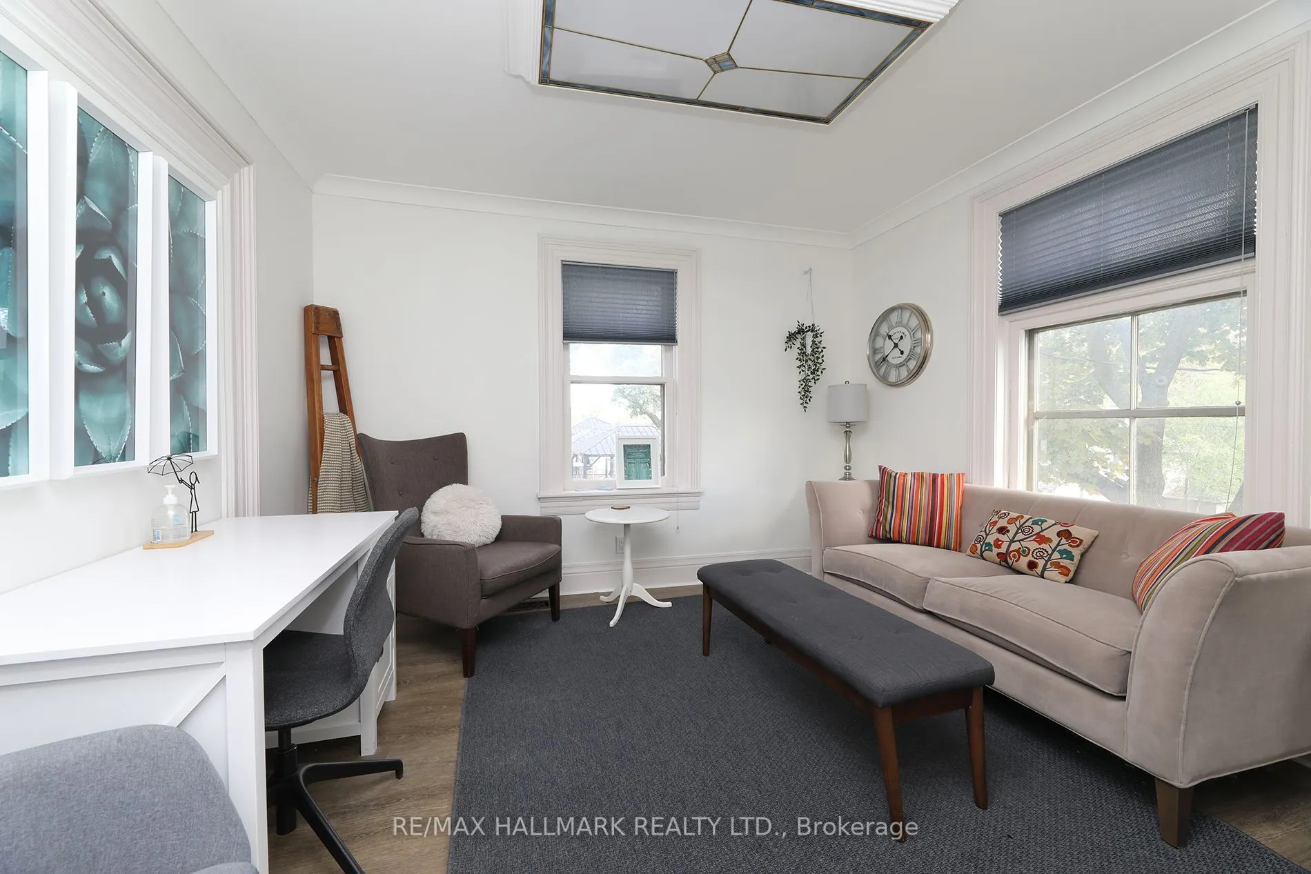 78 Main Street S