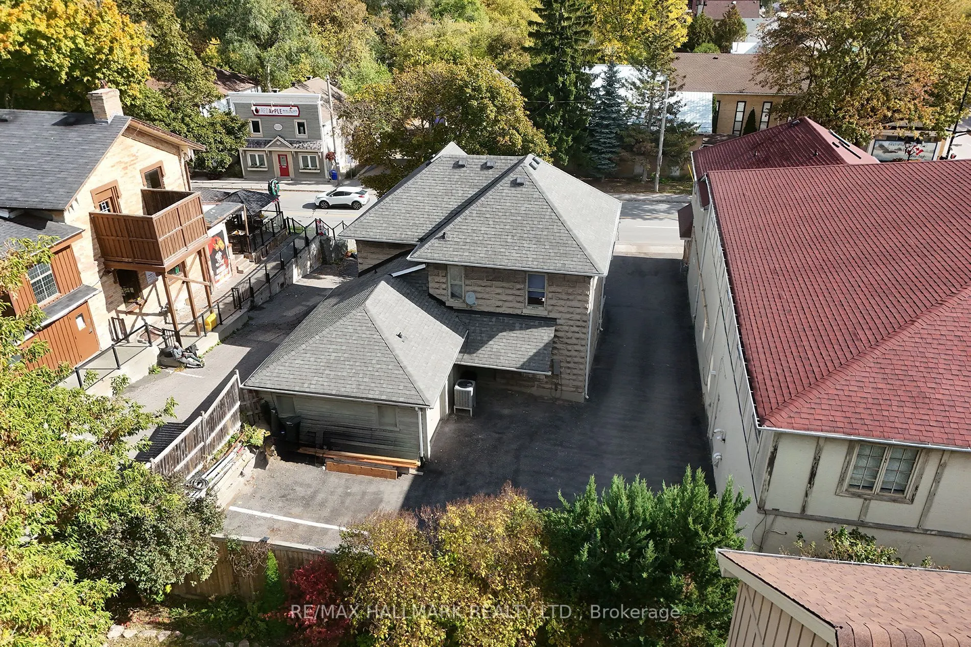 78 Main Street S