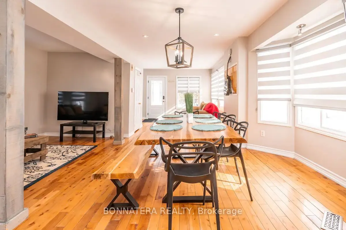 687 Innisfil Beach Road