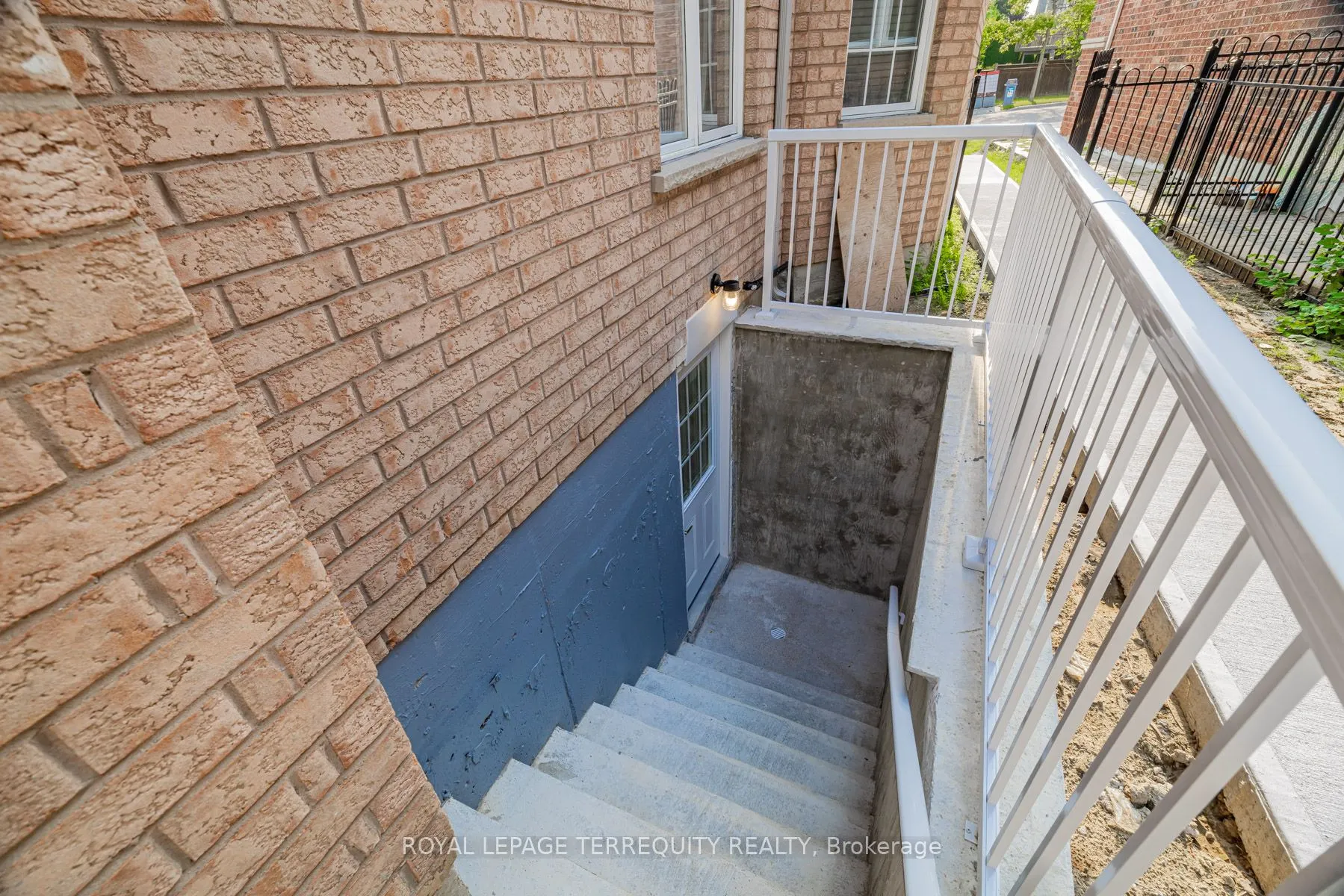 60 Kaitlin Drive, #Bsmt