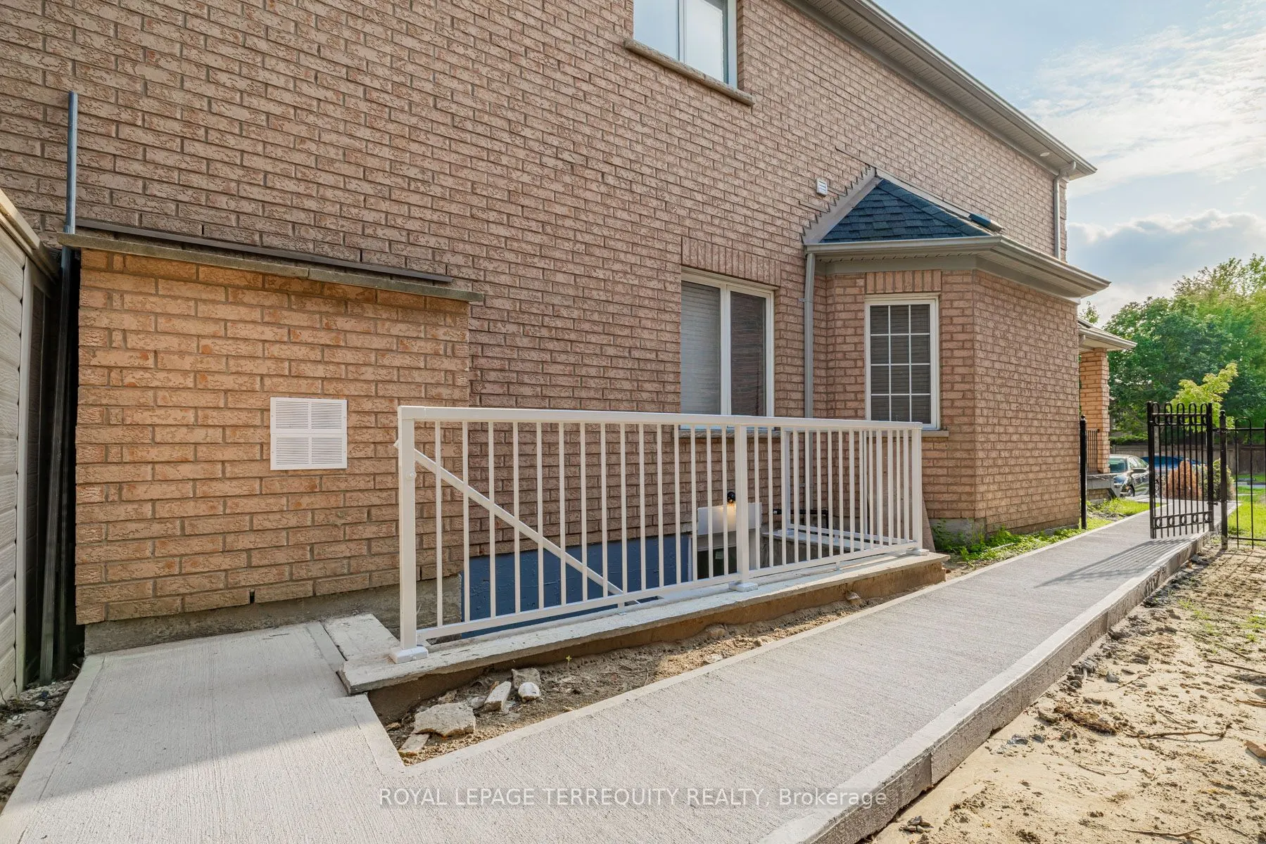 60 Kaitlin Drive, #Bsmt