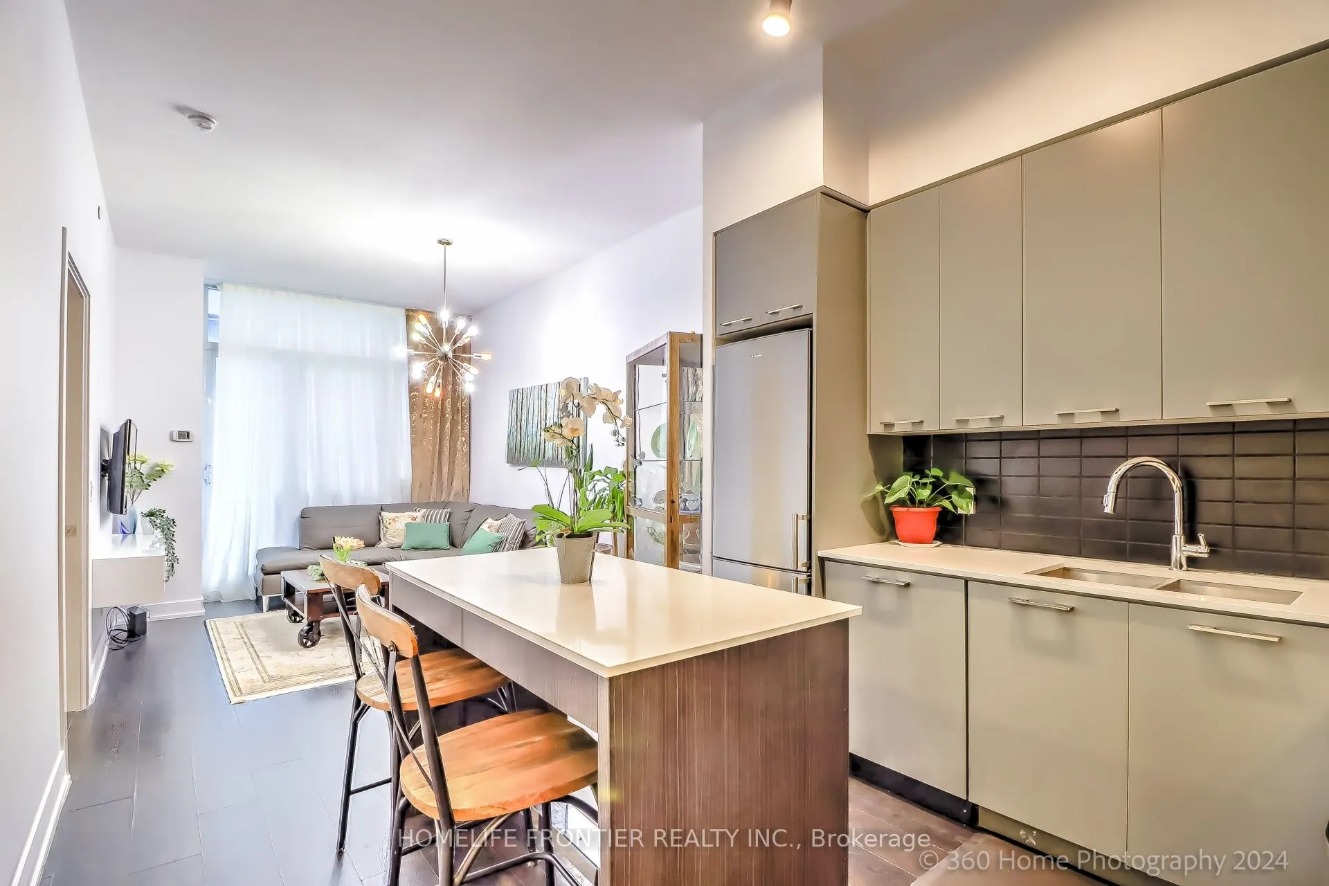 9471 Yonge Street, #344