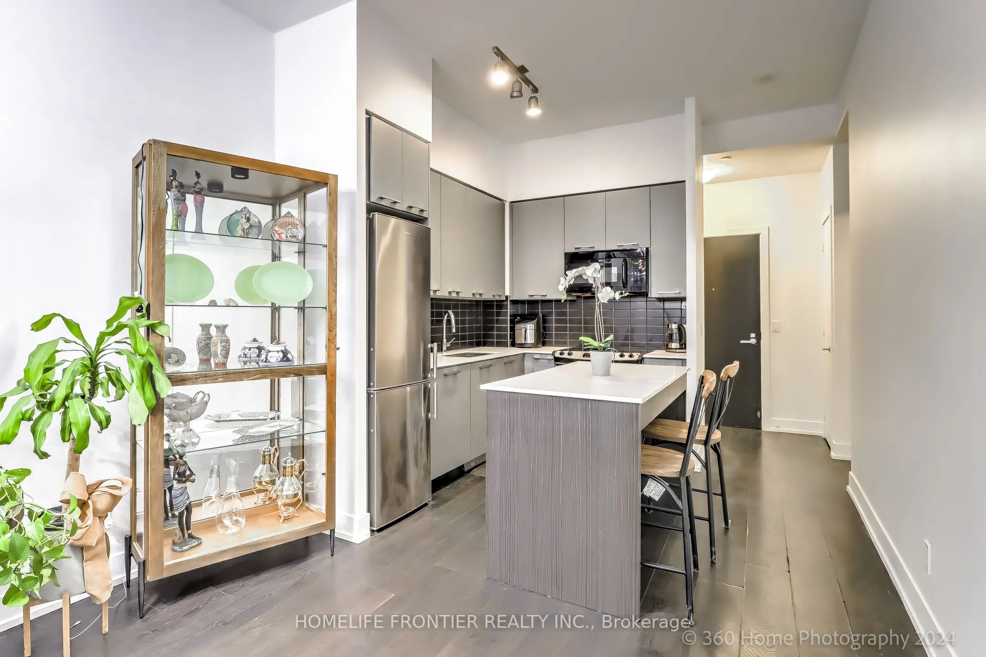 9471 Yonge Street, #344