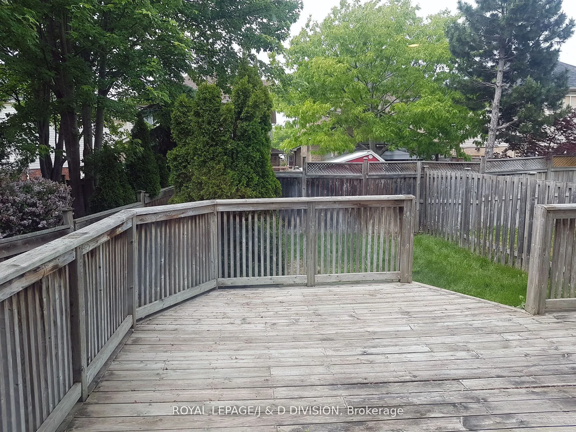554 Heddle Crescent