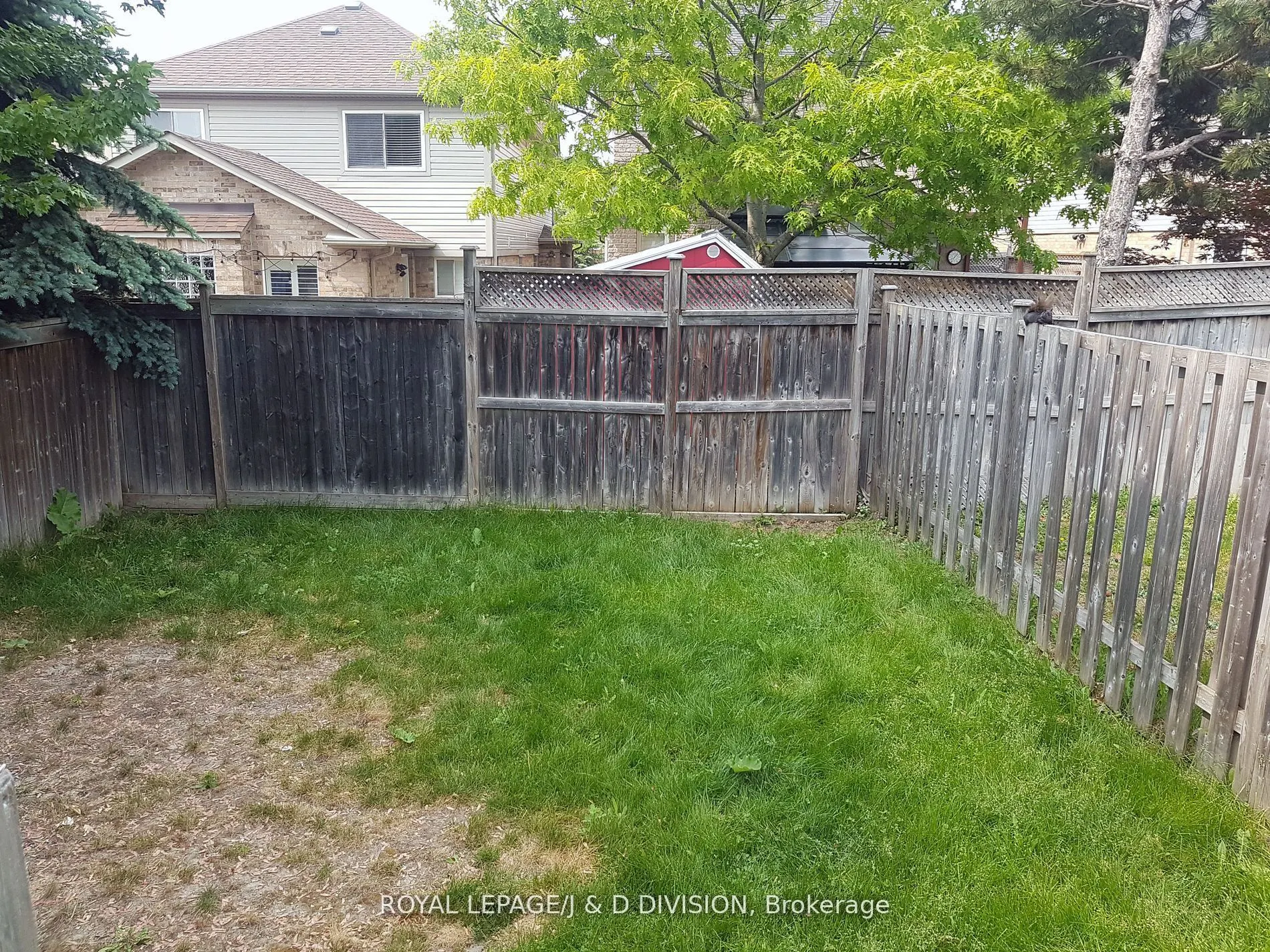 554 Heddle Crescent