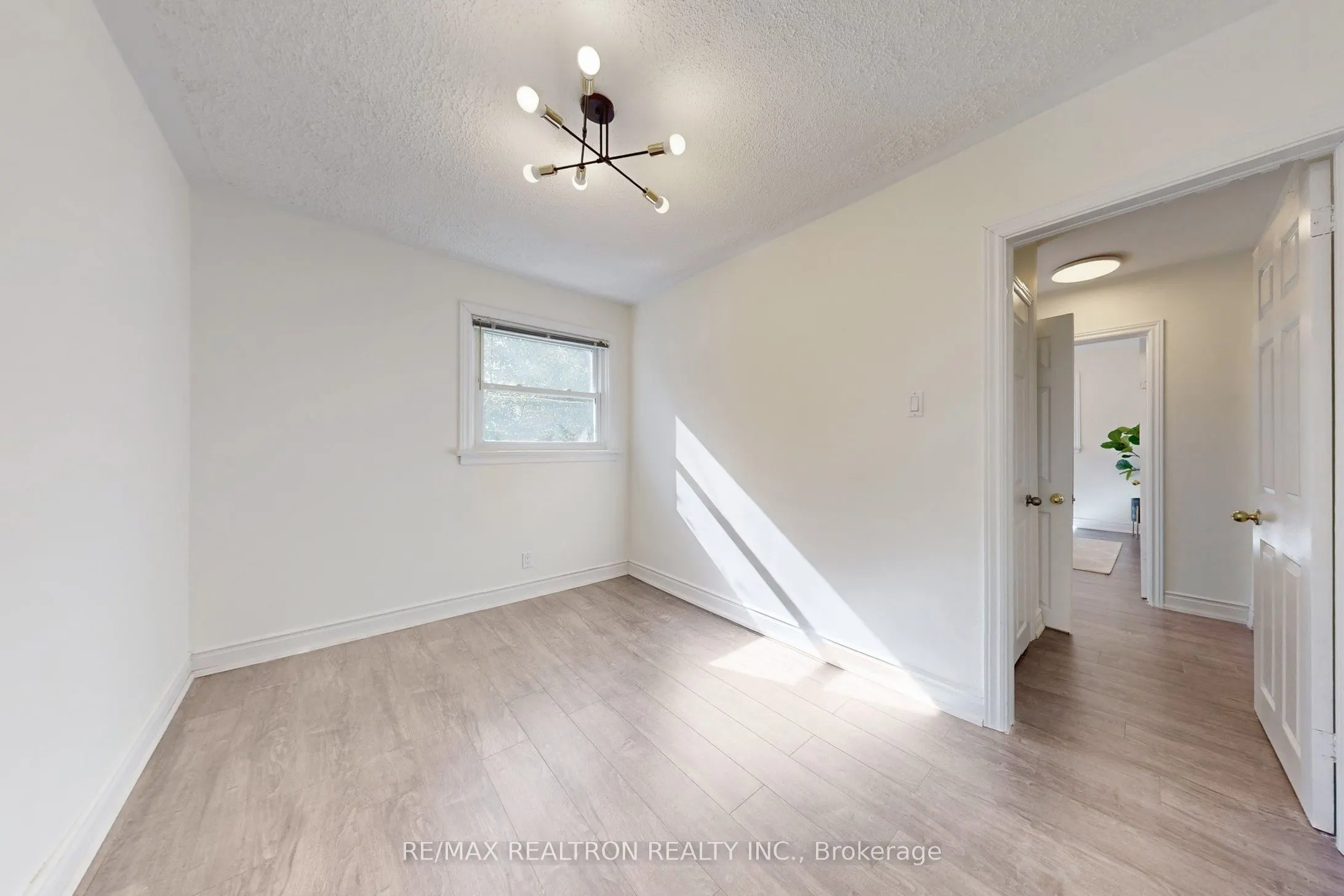 59 Machell Avenue