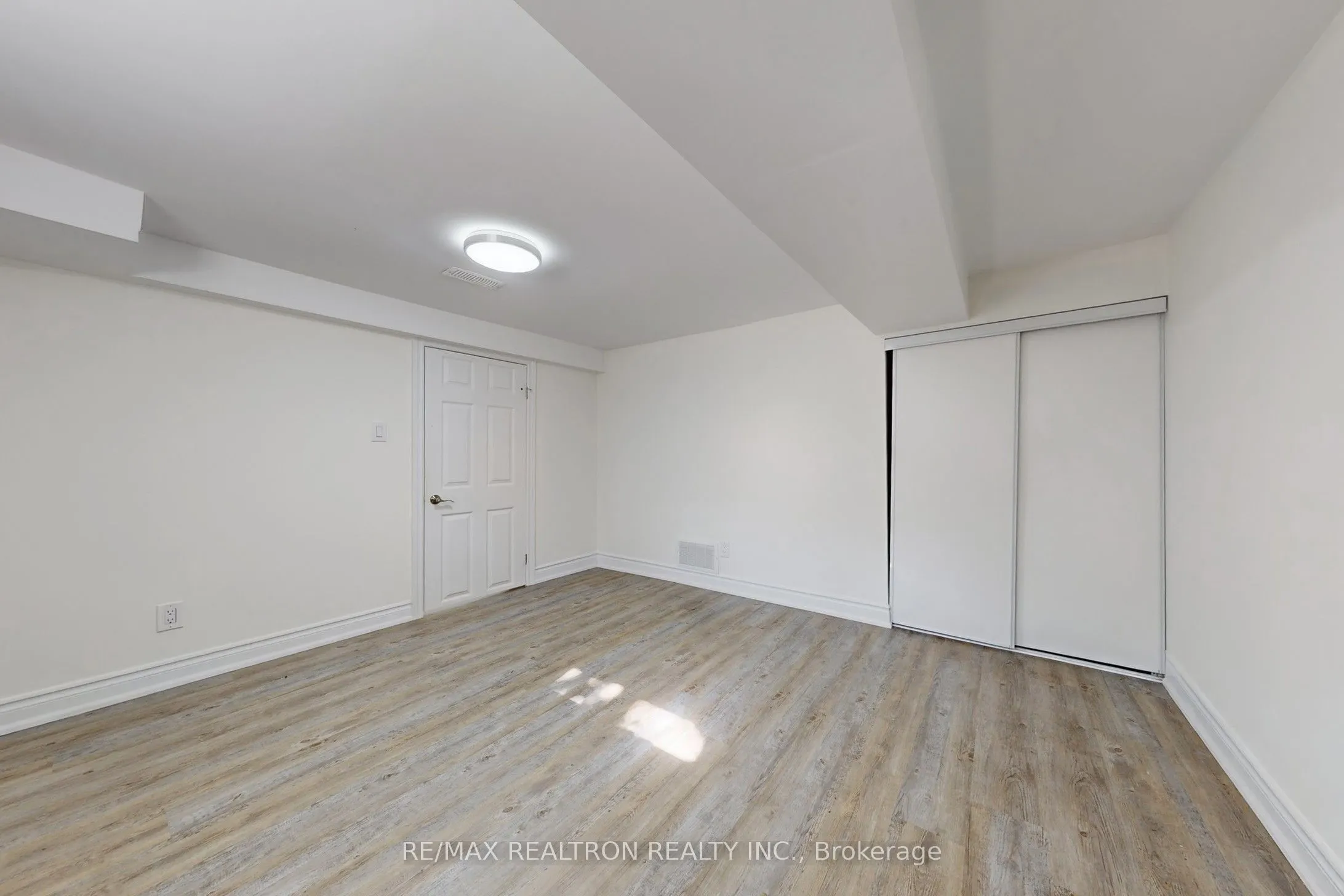 59 Machell Avenue