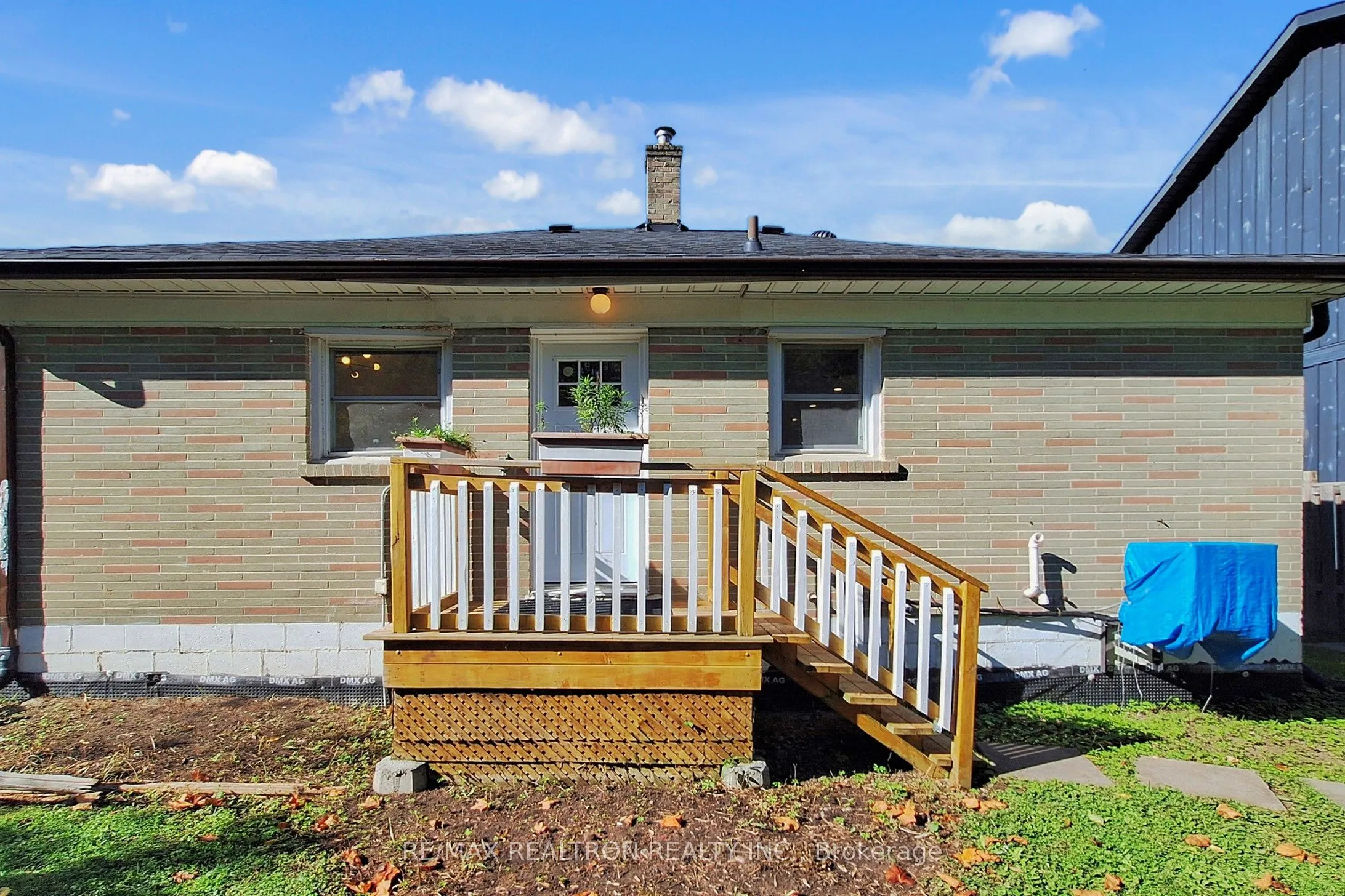 59 Machell Avenue