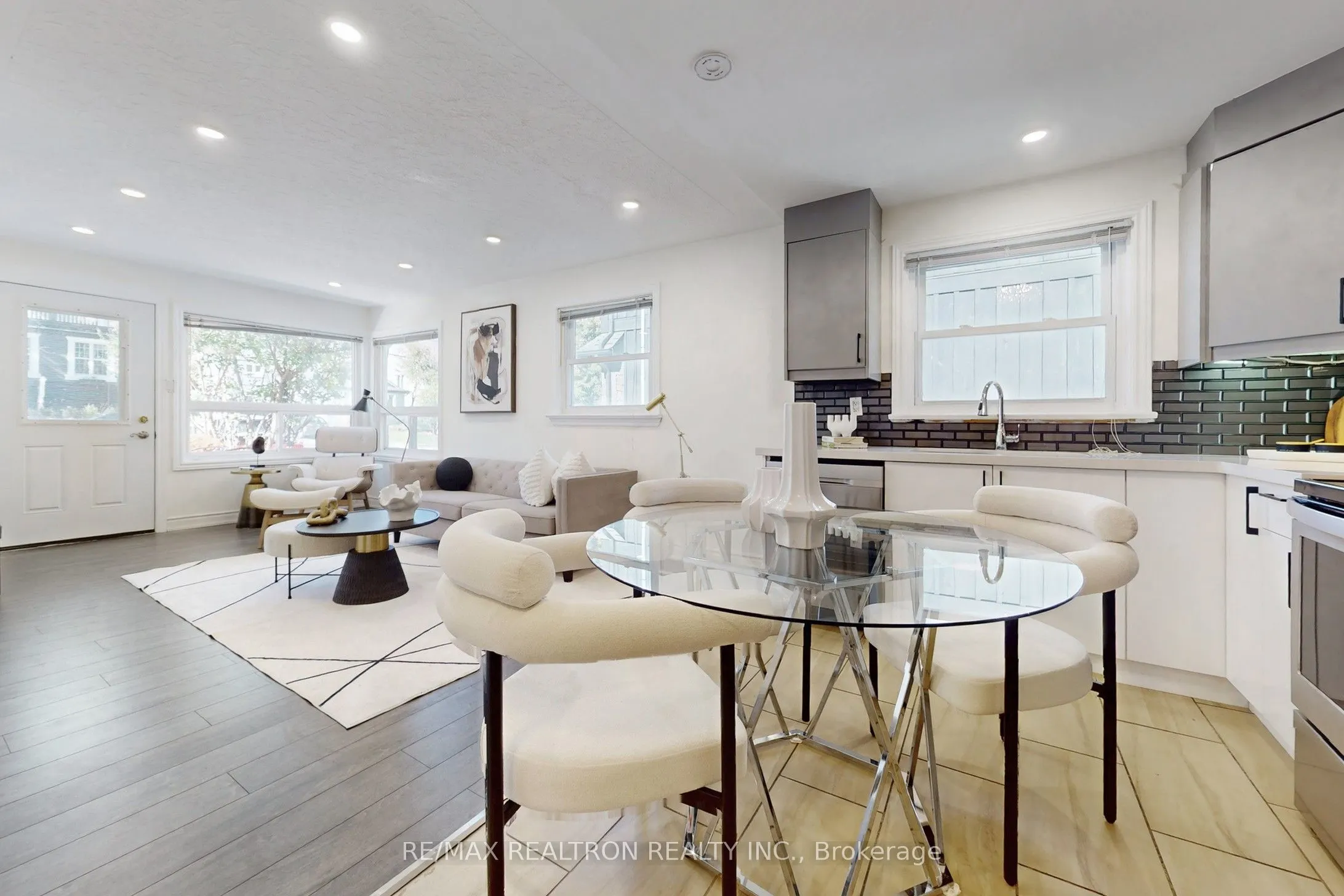 59 Machell Avenue