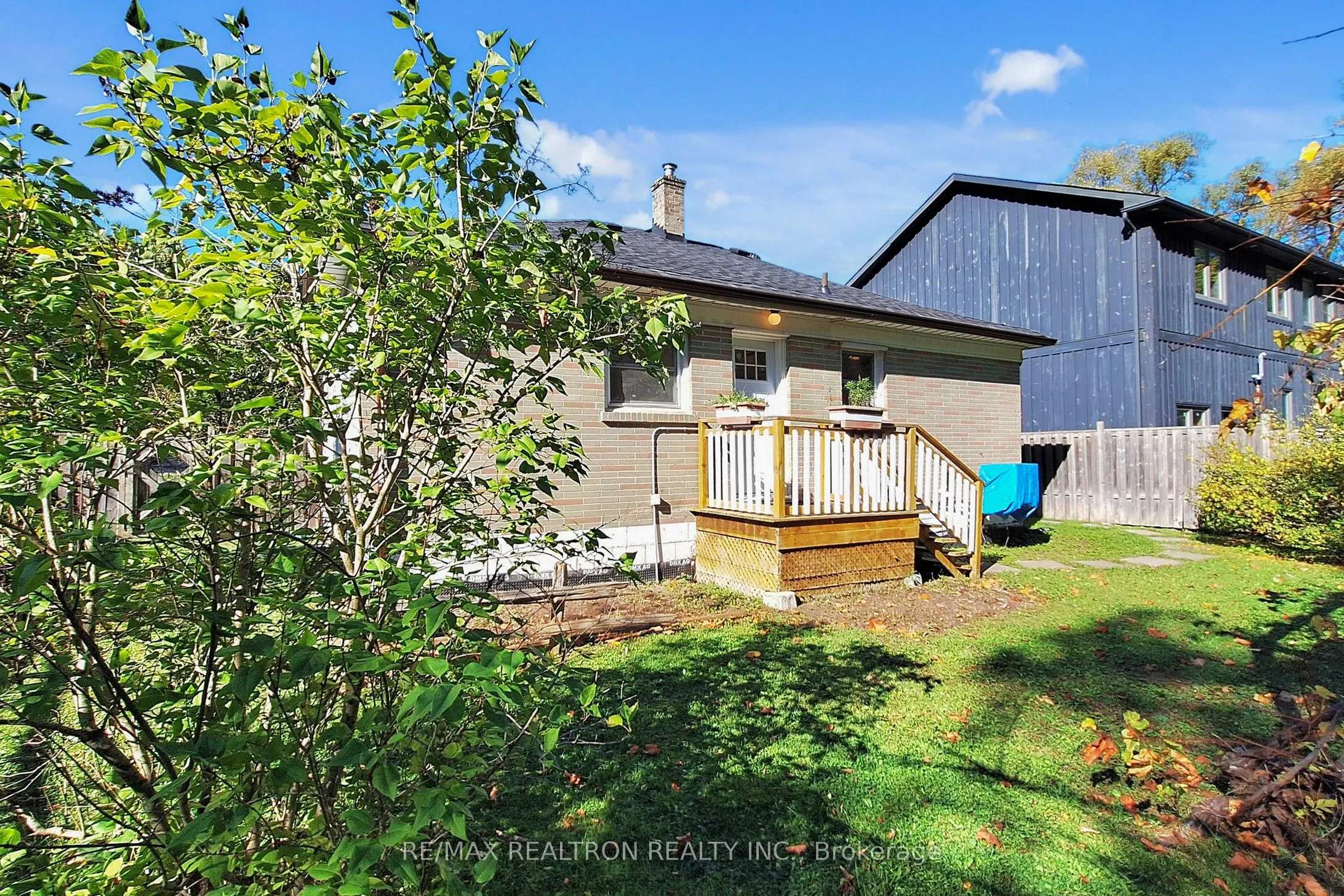 59 Machell Avenue
