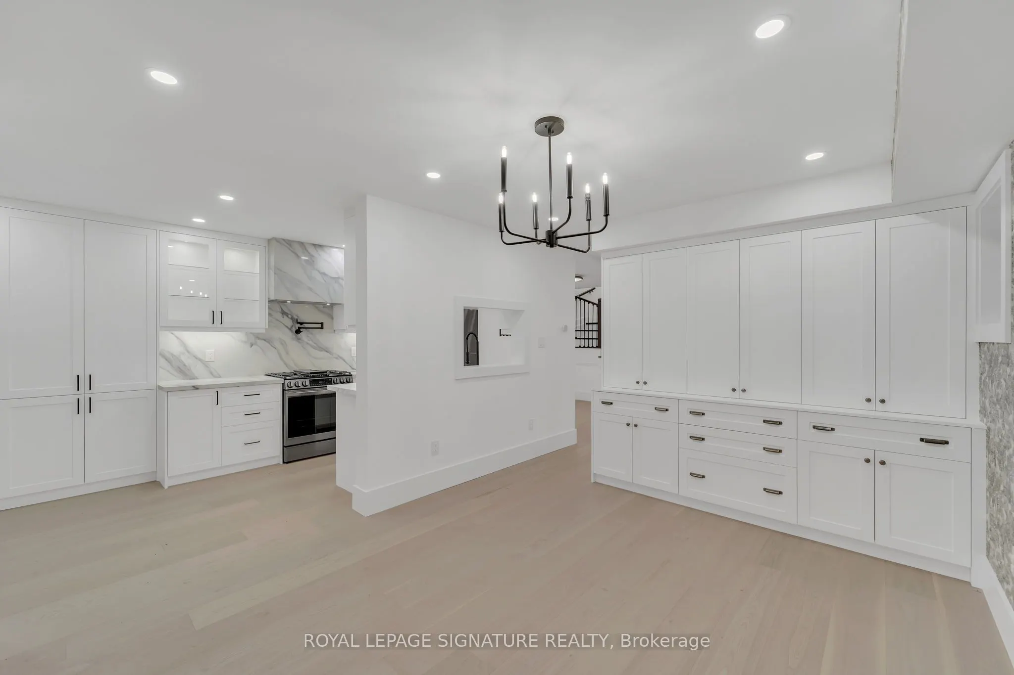 15 National Pine Drive