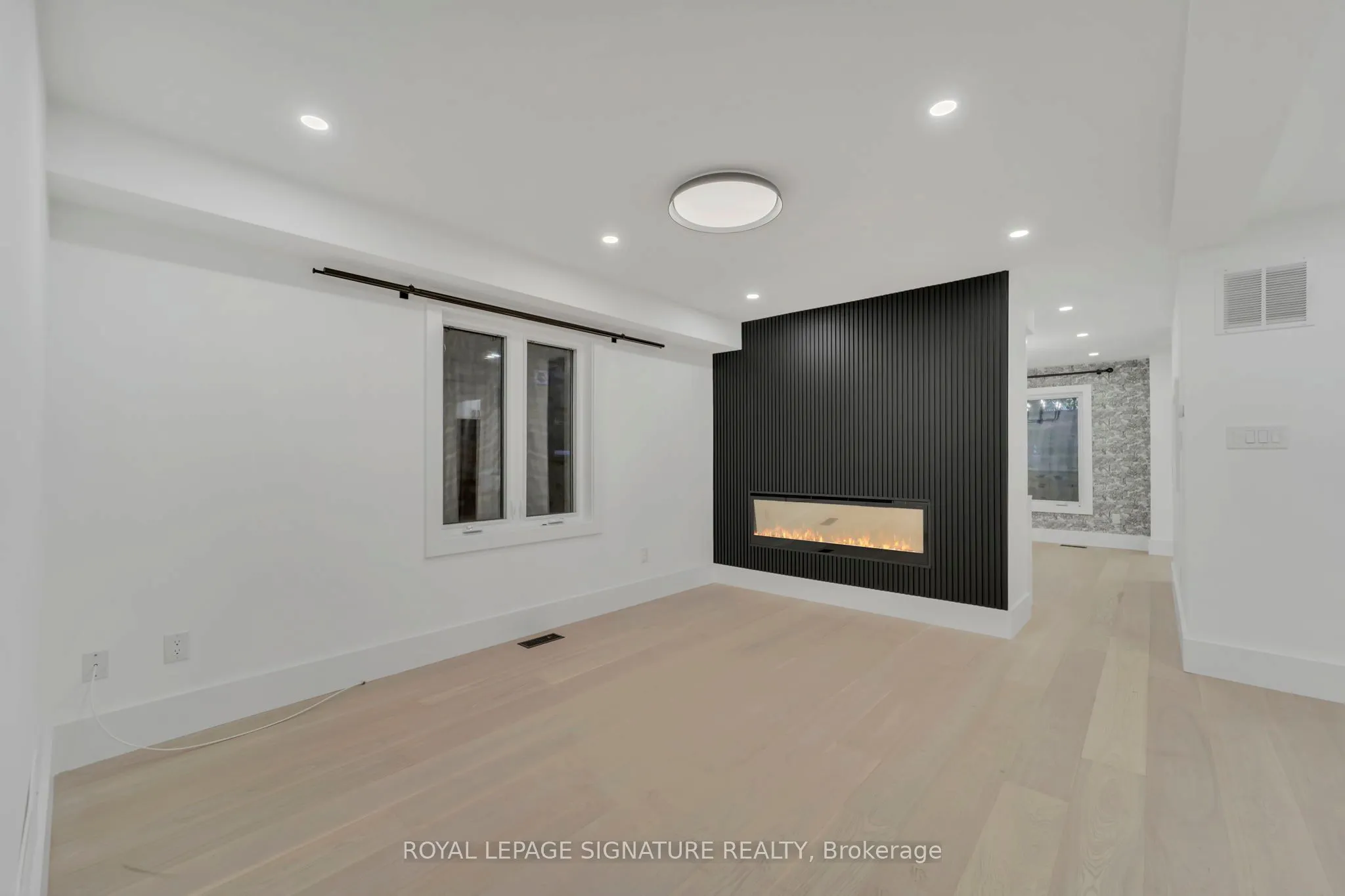 15 National Pine Drive