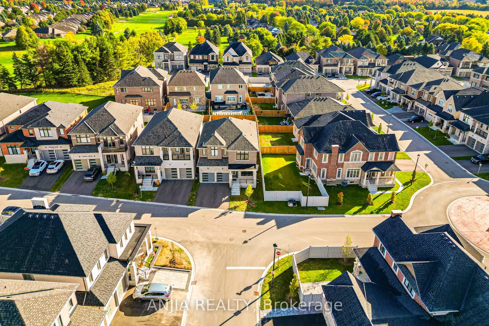 3 Joiner Circle
