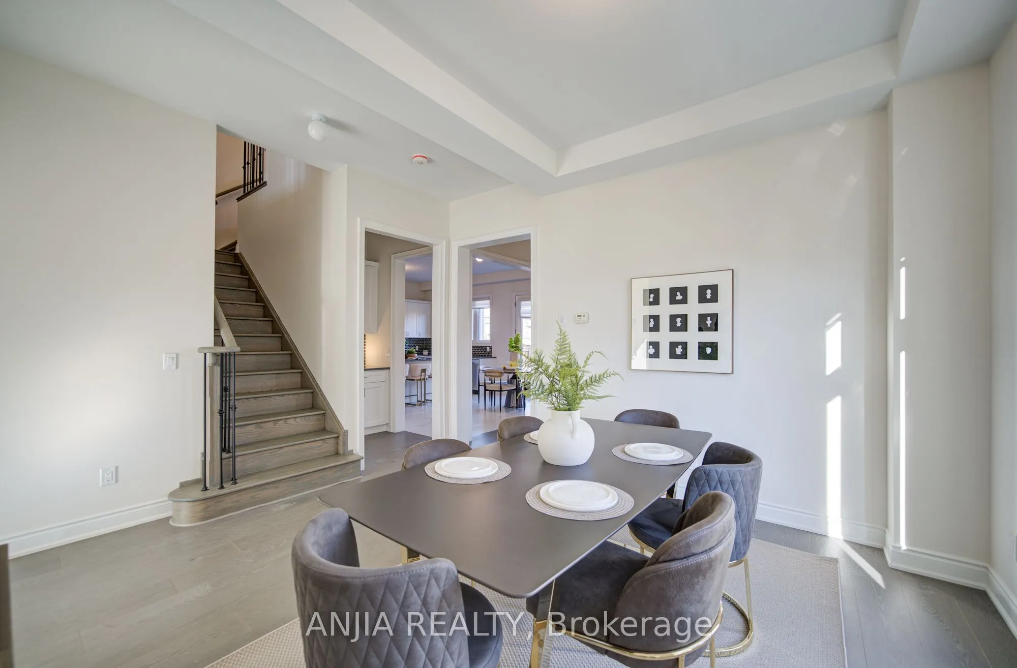 3 Joiner Circle